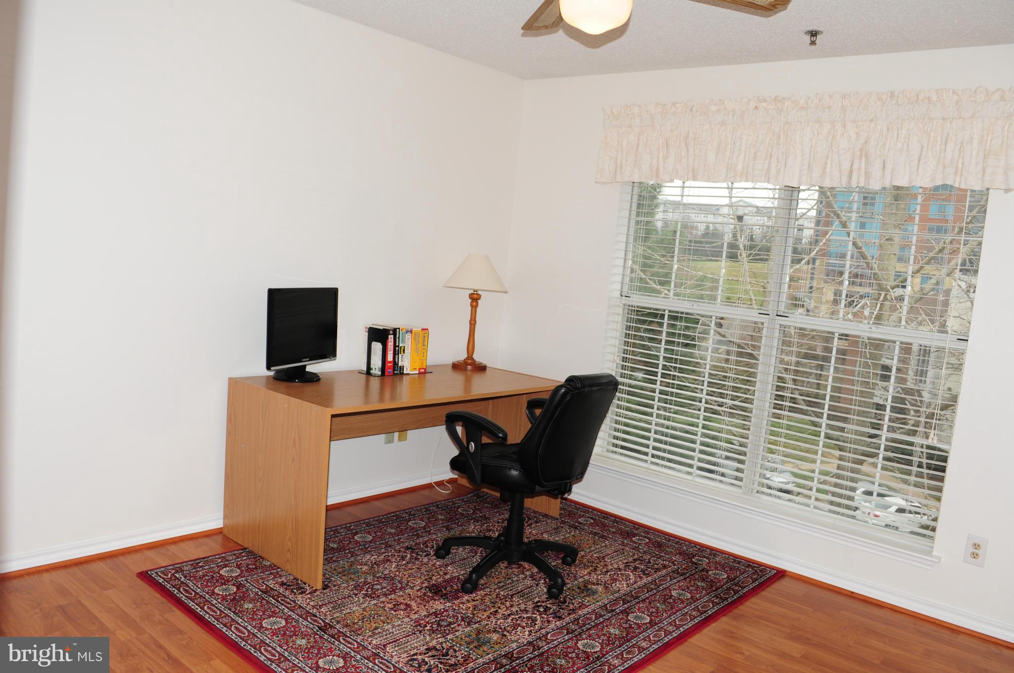 FOUNTAINS AT MCLEAN - Residential Lease