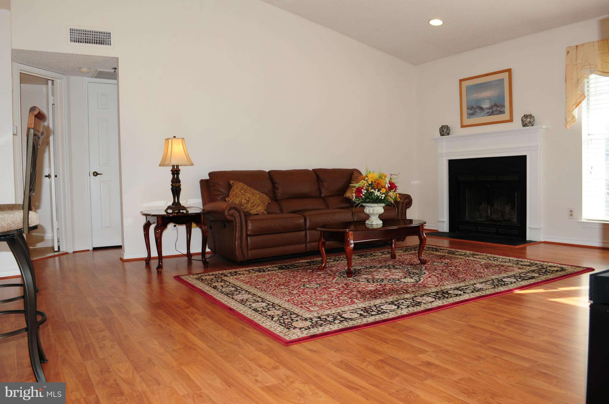 FOUNTAINS AT MCLEAN - Residential Lease