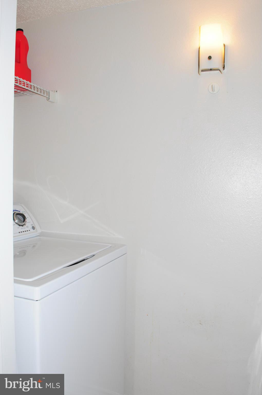 FOUNTAINS AT MCLEAN - Residential Lease