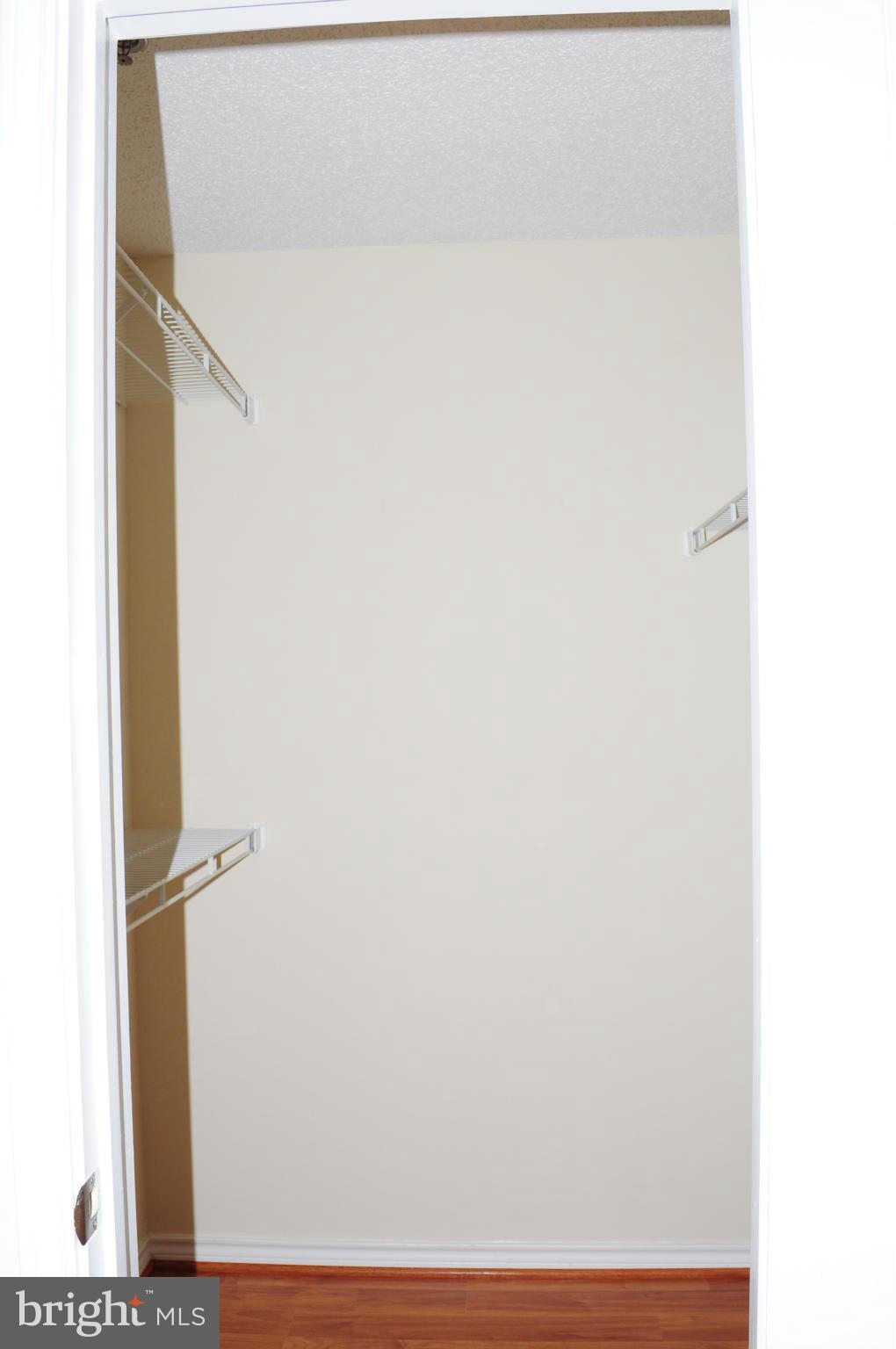 FOUNTAINS AT MCLEAN - Residential Lease