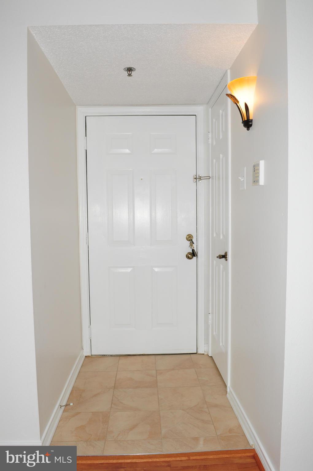 FOUNTAINS AT MCLEAN - Residential Lease