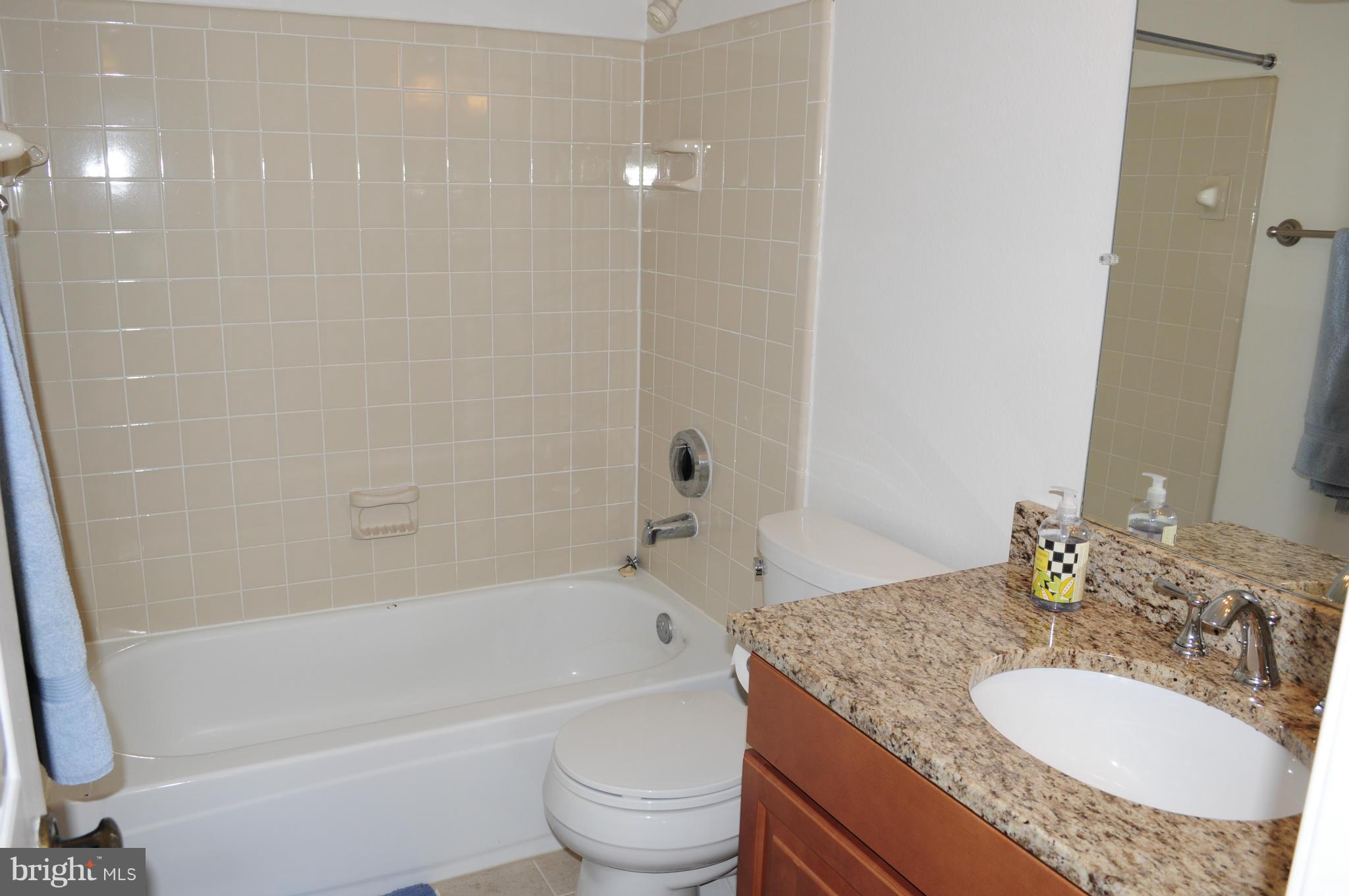 FOUNTAINS AT MCLEAN - Residential Lease