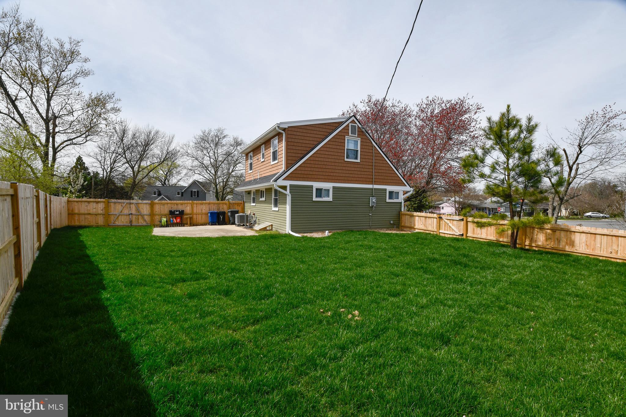 BUCKNELL MANOR - Residential