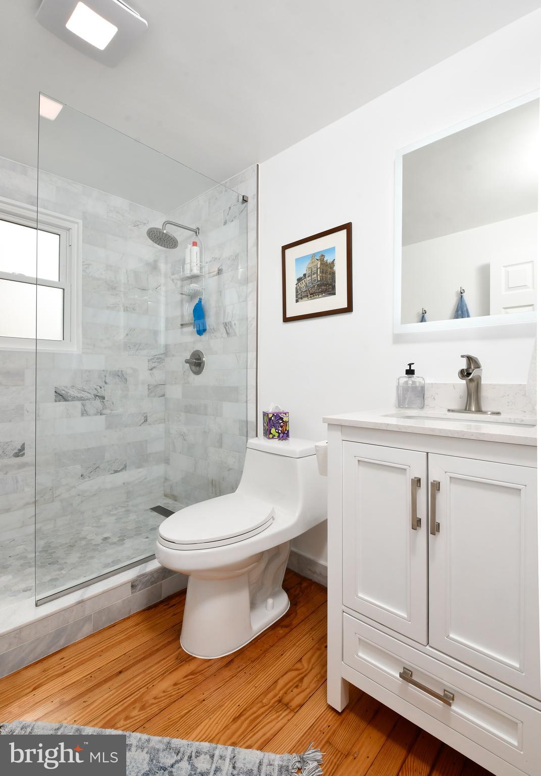 BUCKNELL MANOR - Residential