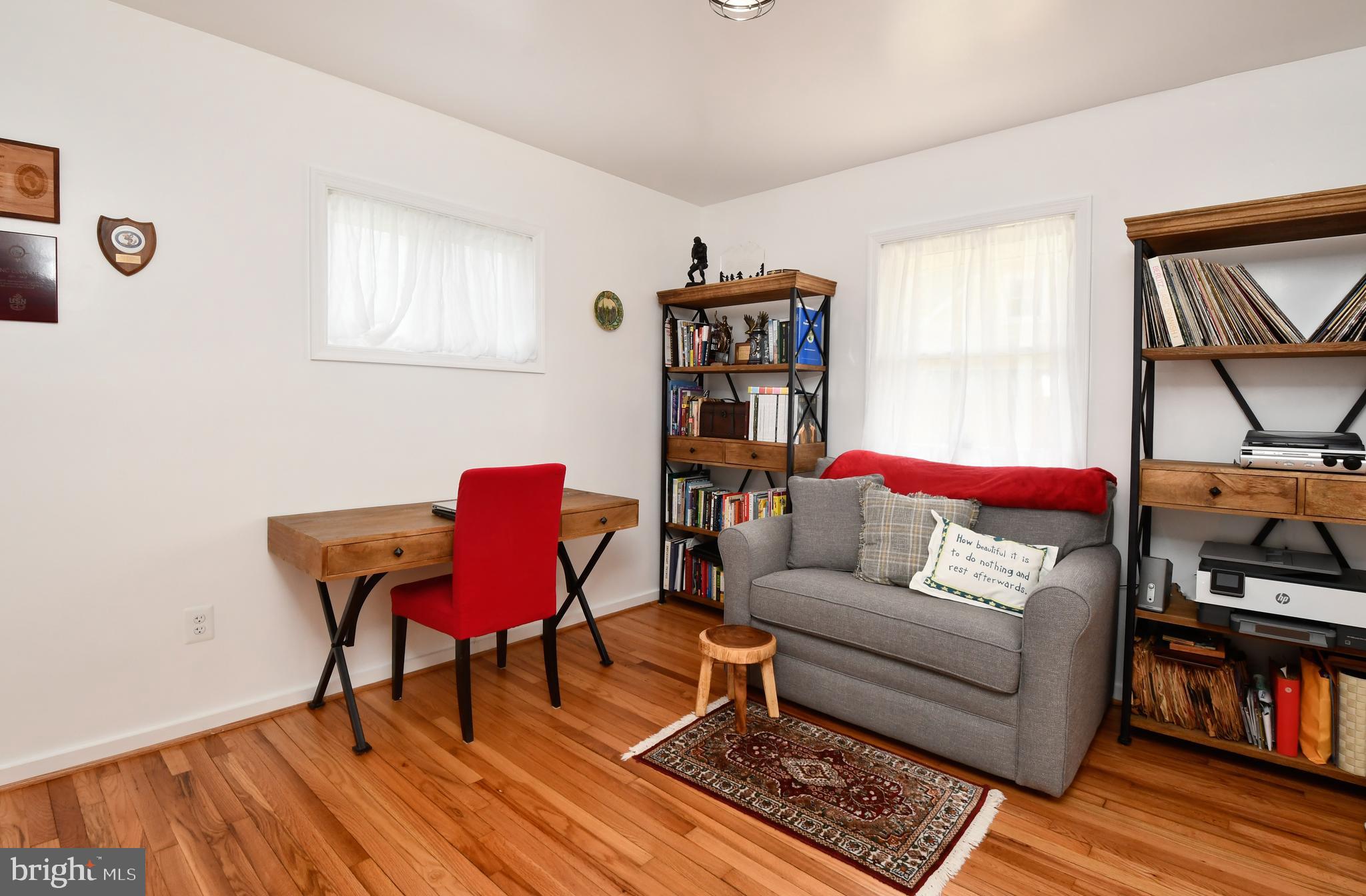 BUCKNELL MANOR - Residential