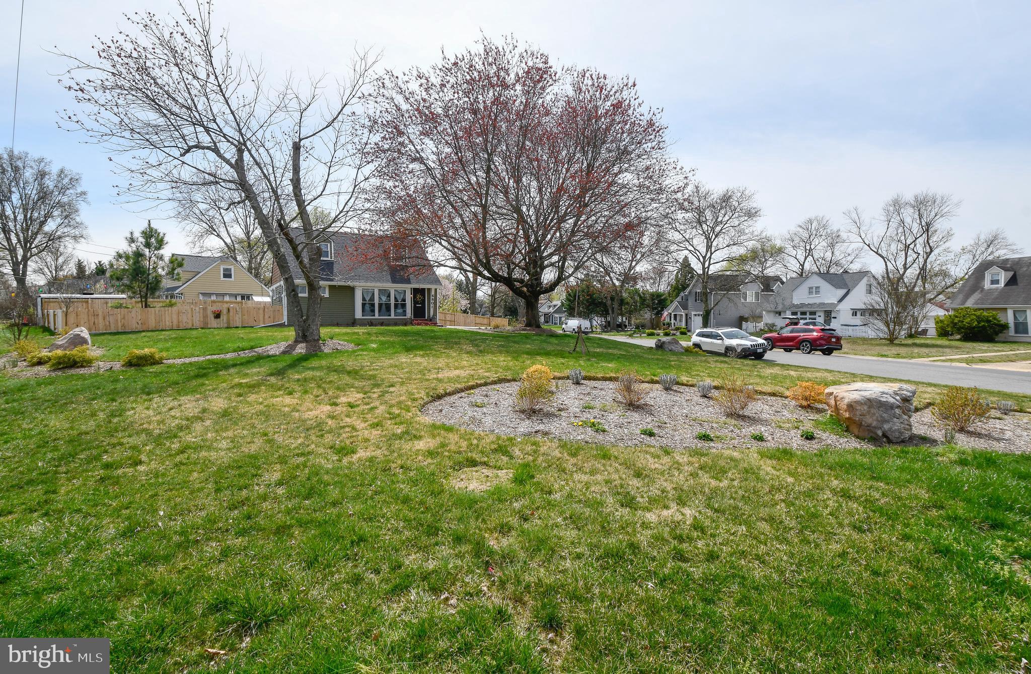 BUCKNELL MANOR - Residential