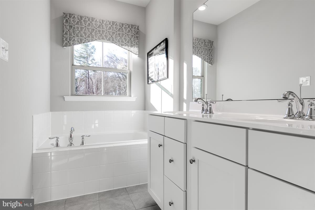 POTOMAC STATION - Residential