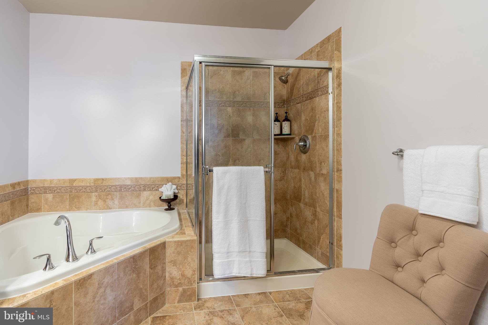 ARORA HILLS - Residential