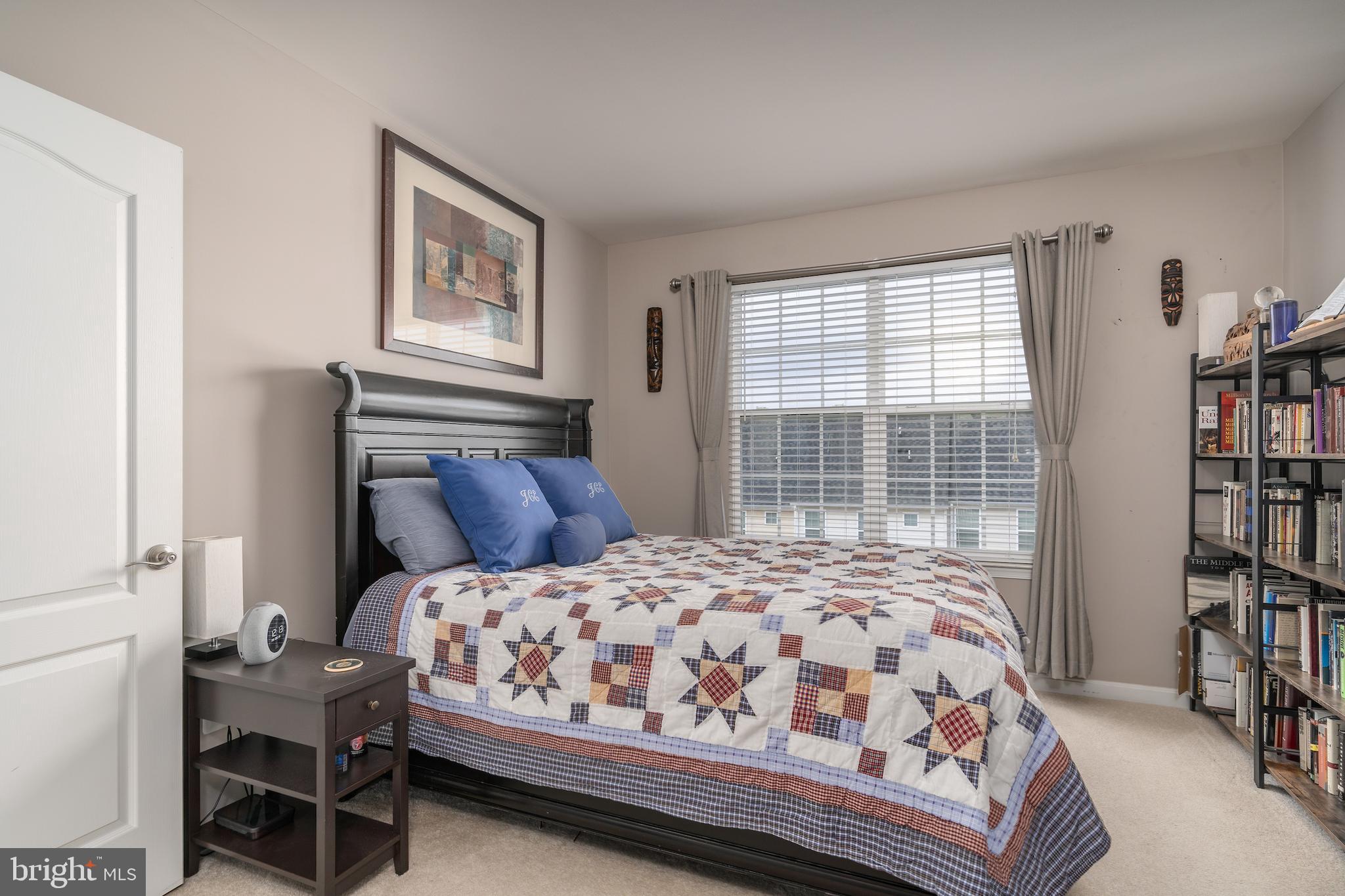 ARORA HILLS - Residential