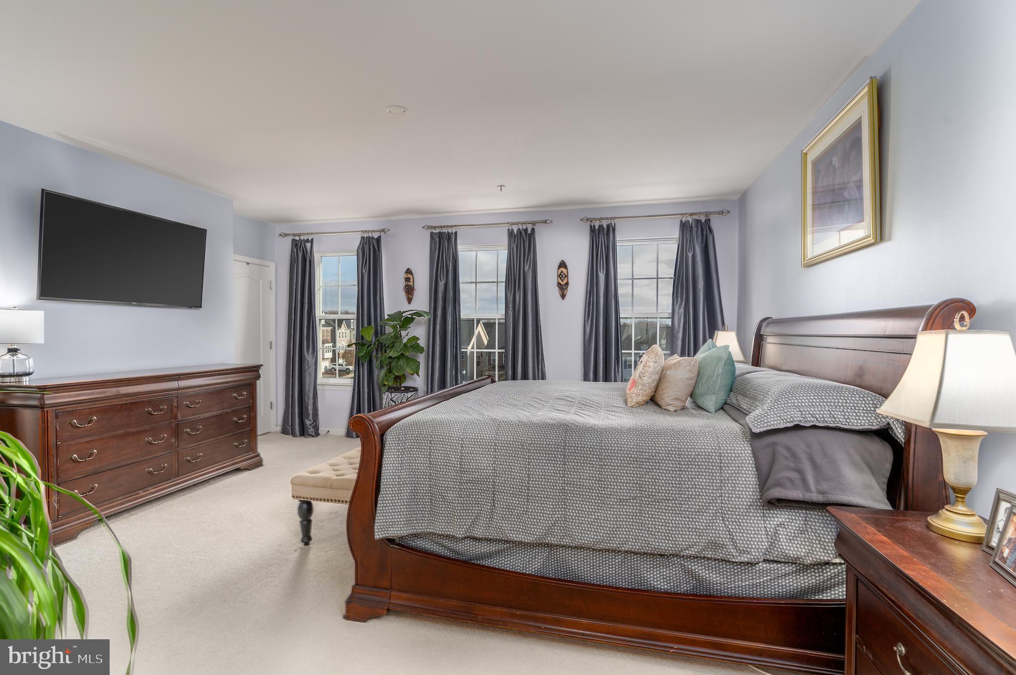 ARORA HILLS - Residential