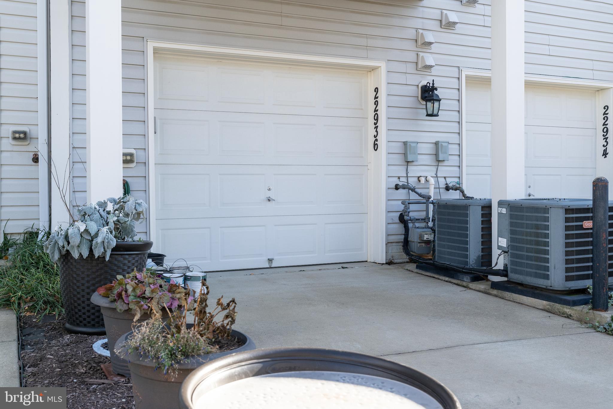 ARORA HILLS - Residential