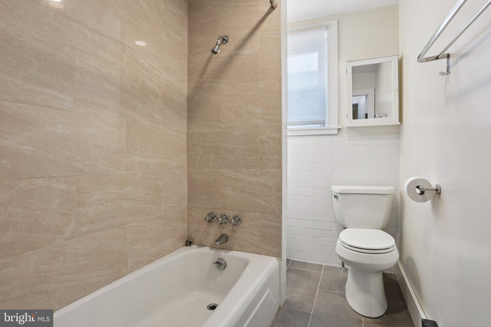 FAIRMOUNT - Residential