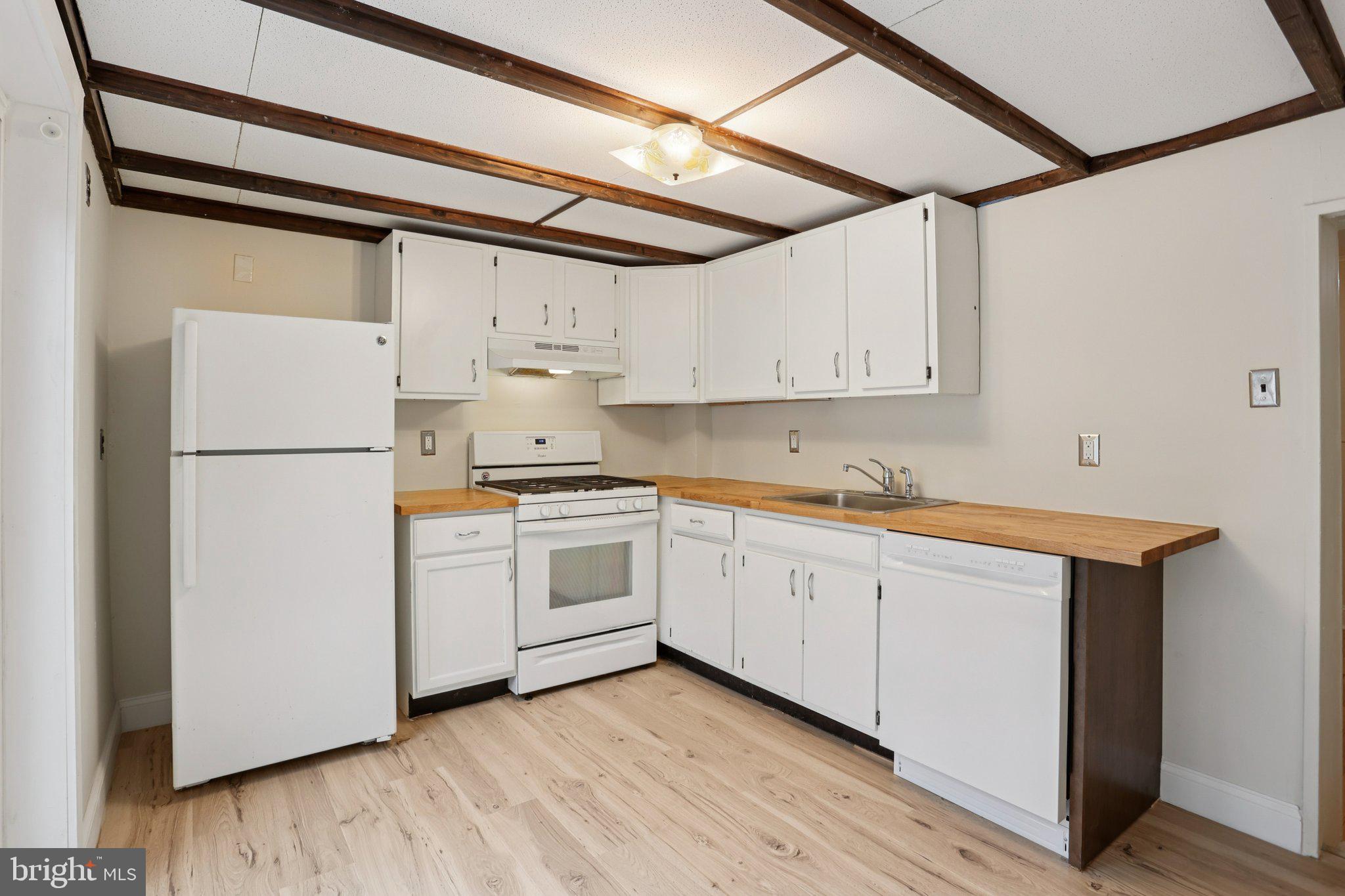 FAIRMOUNT - Residential