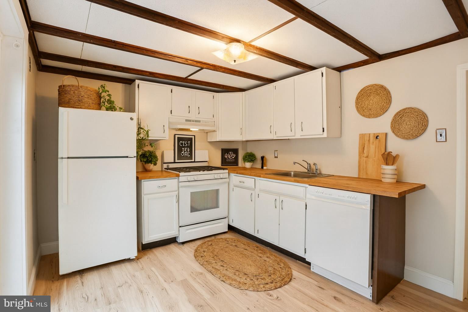 FAIRMOUNT - Residential