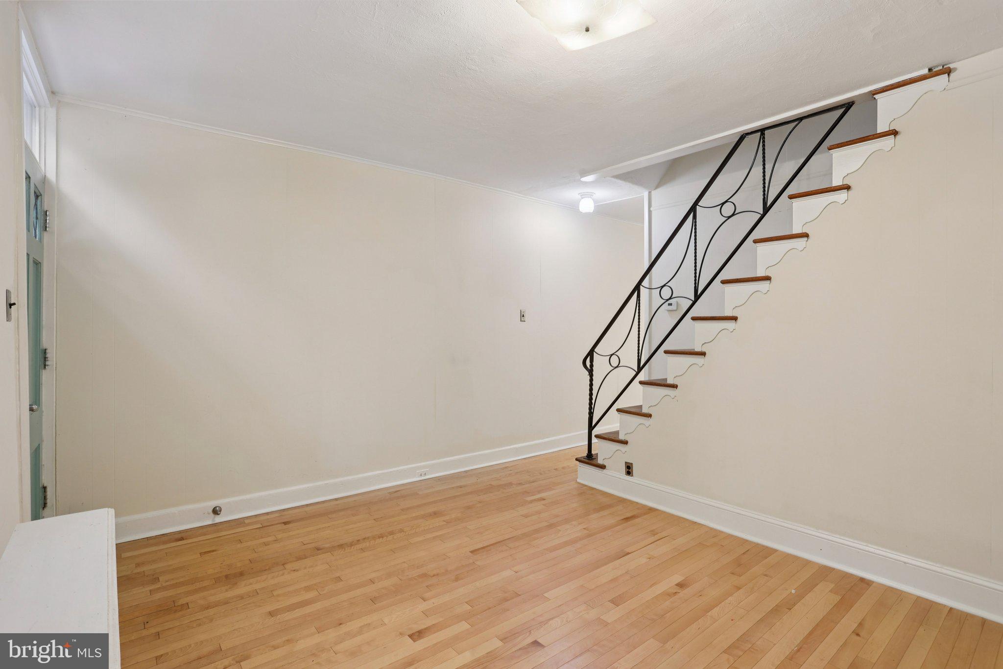 FAIRMOUNT - Residential