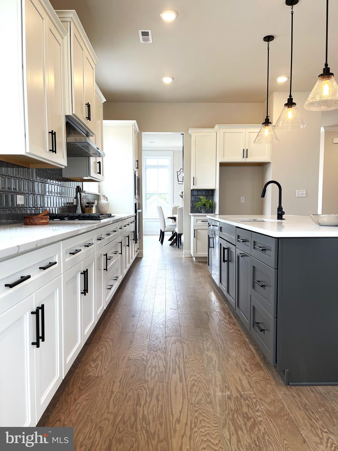 SPRING OAK - Residential