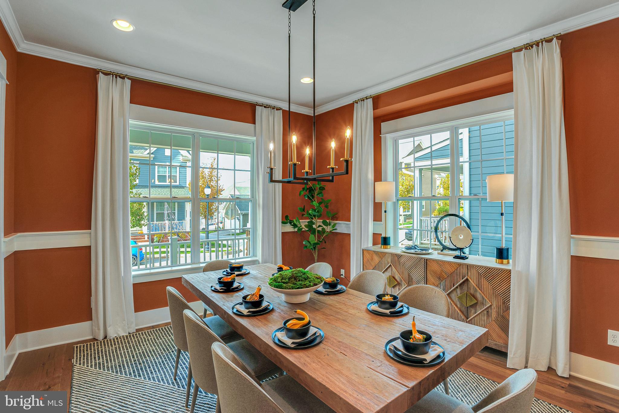 SPRING OAK - Residential