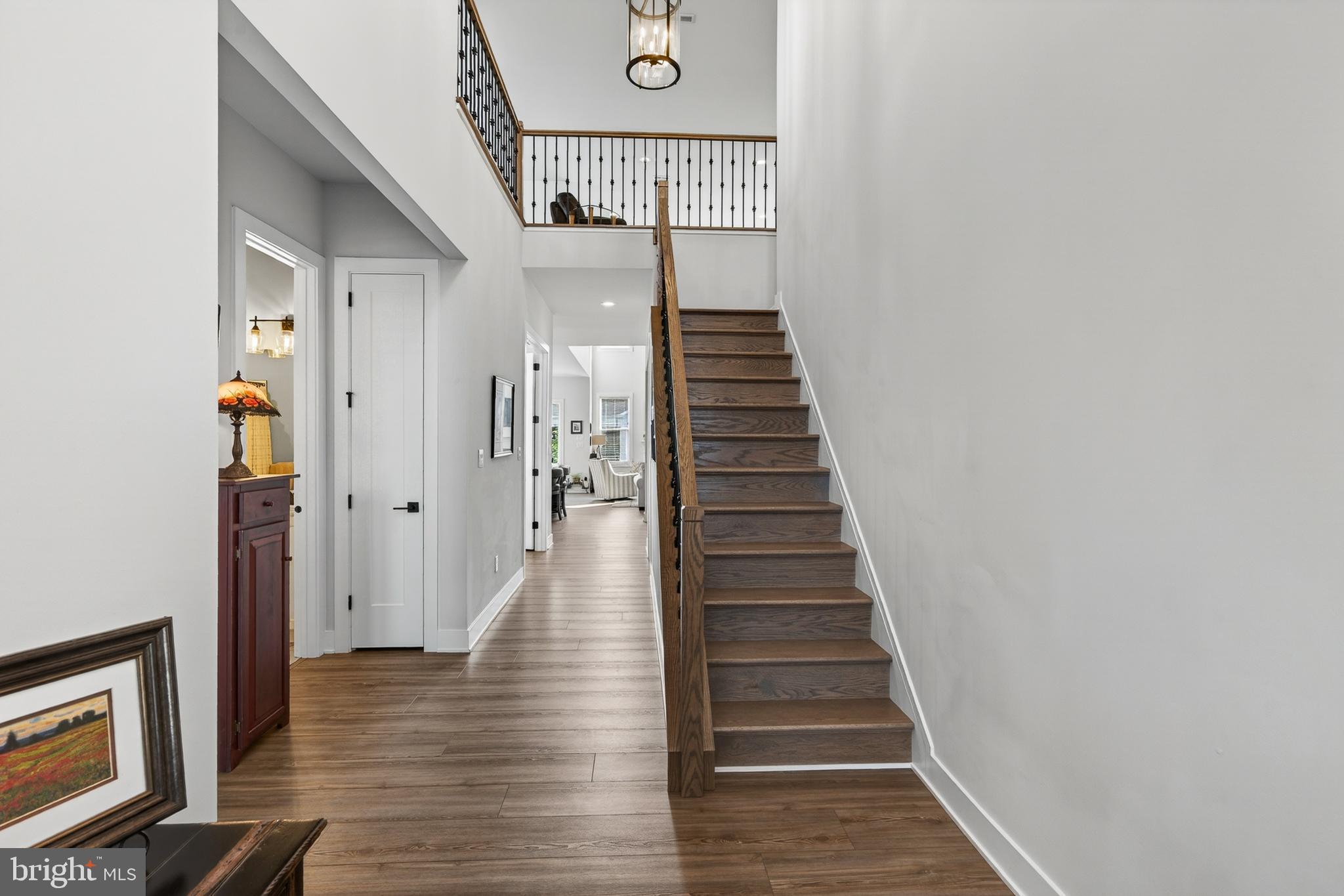 204 EQUESTRIAN WAY