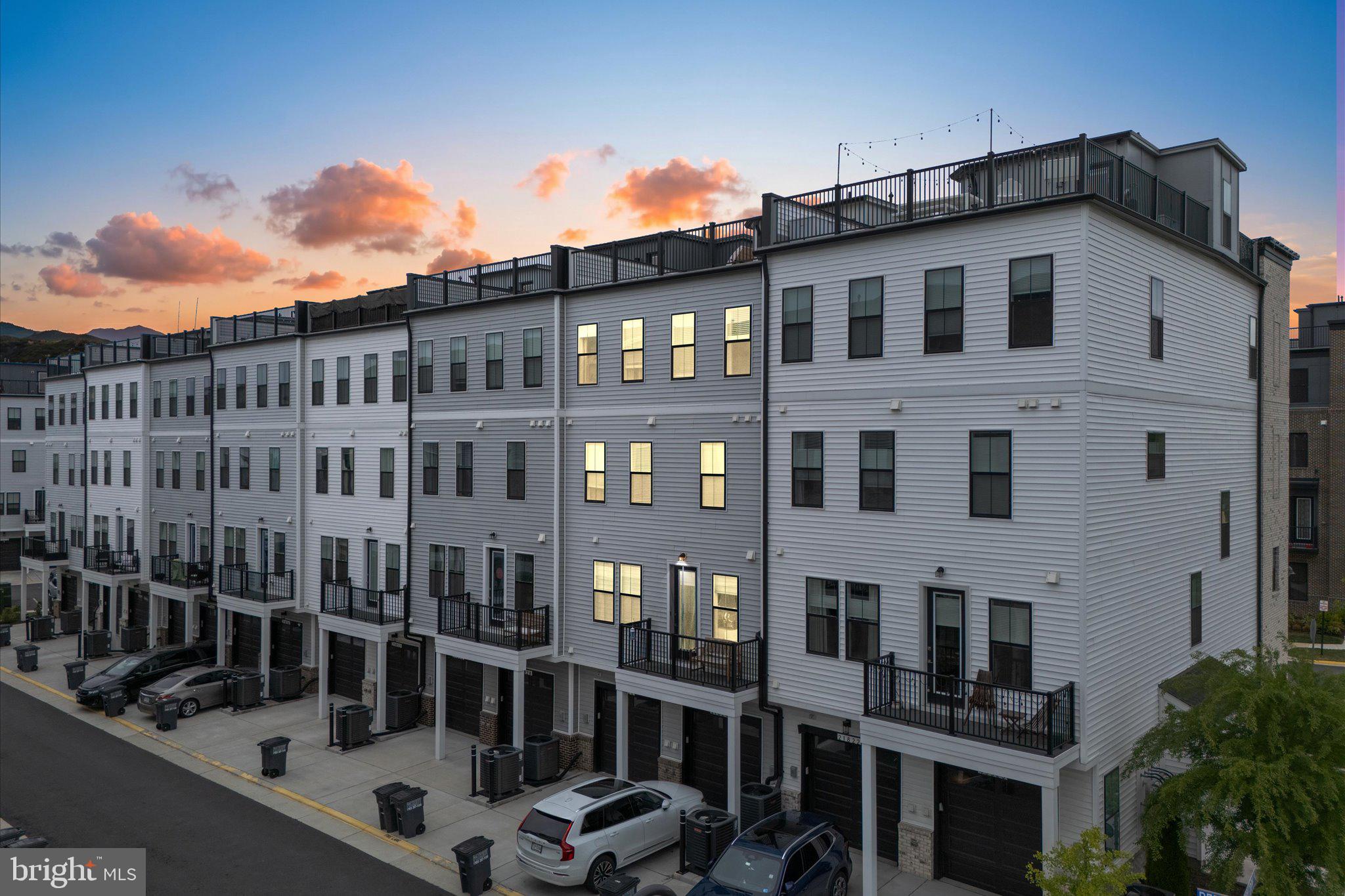 DEMOTT & SILVER - Residential