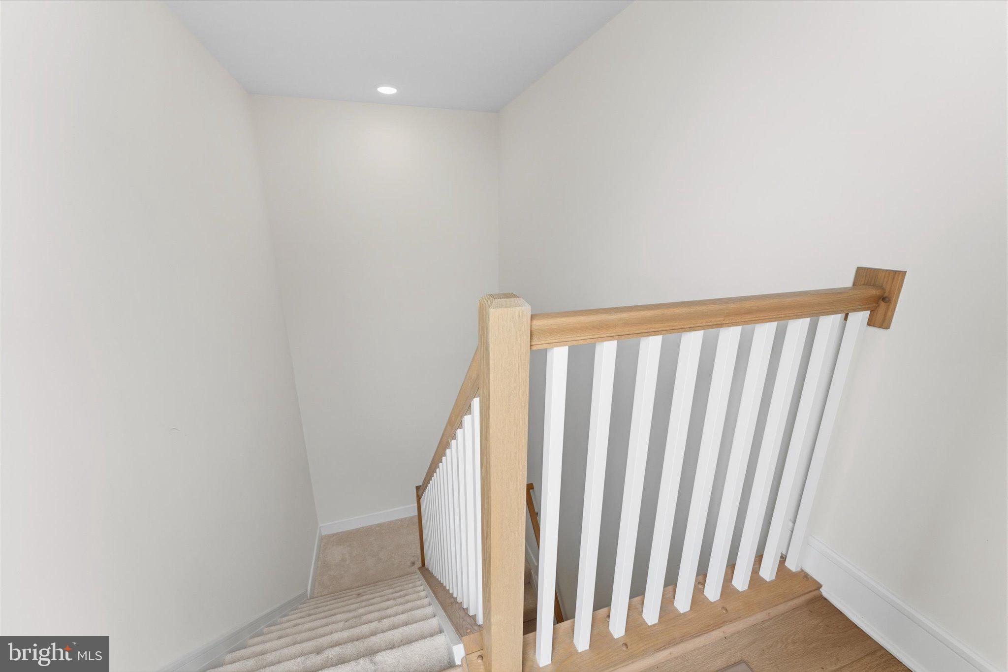 DEMOTT & SILVER - Residential