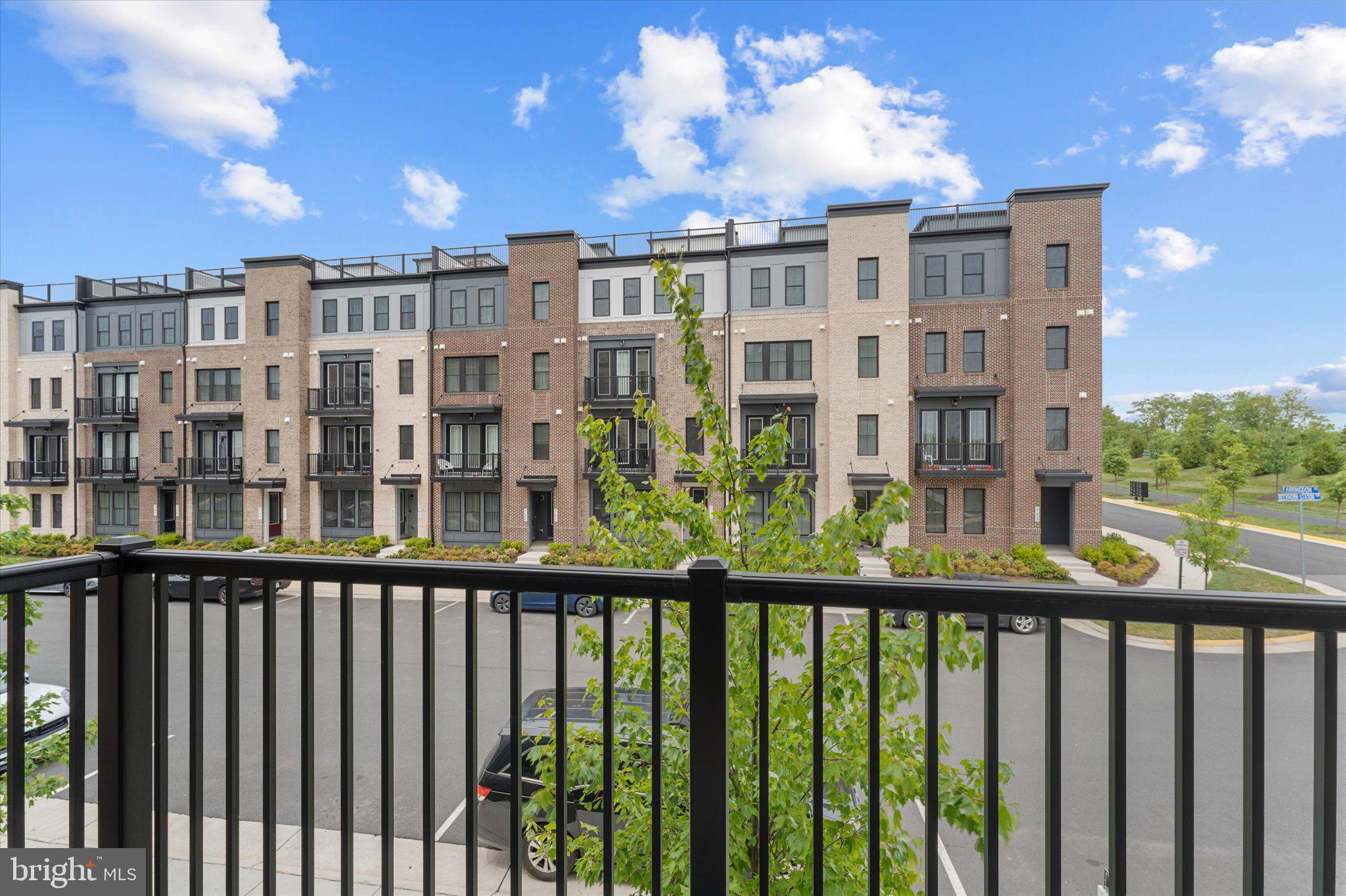 DEMOTT & SILVER - Residential