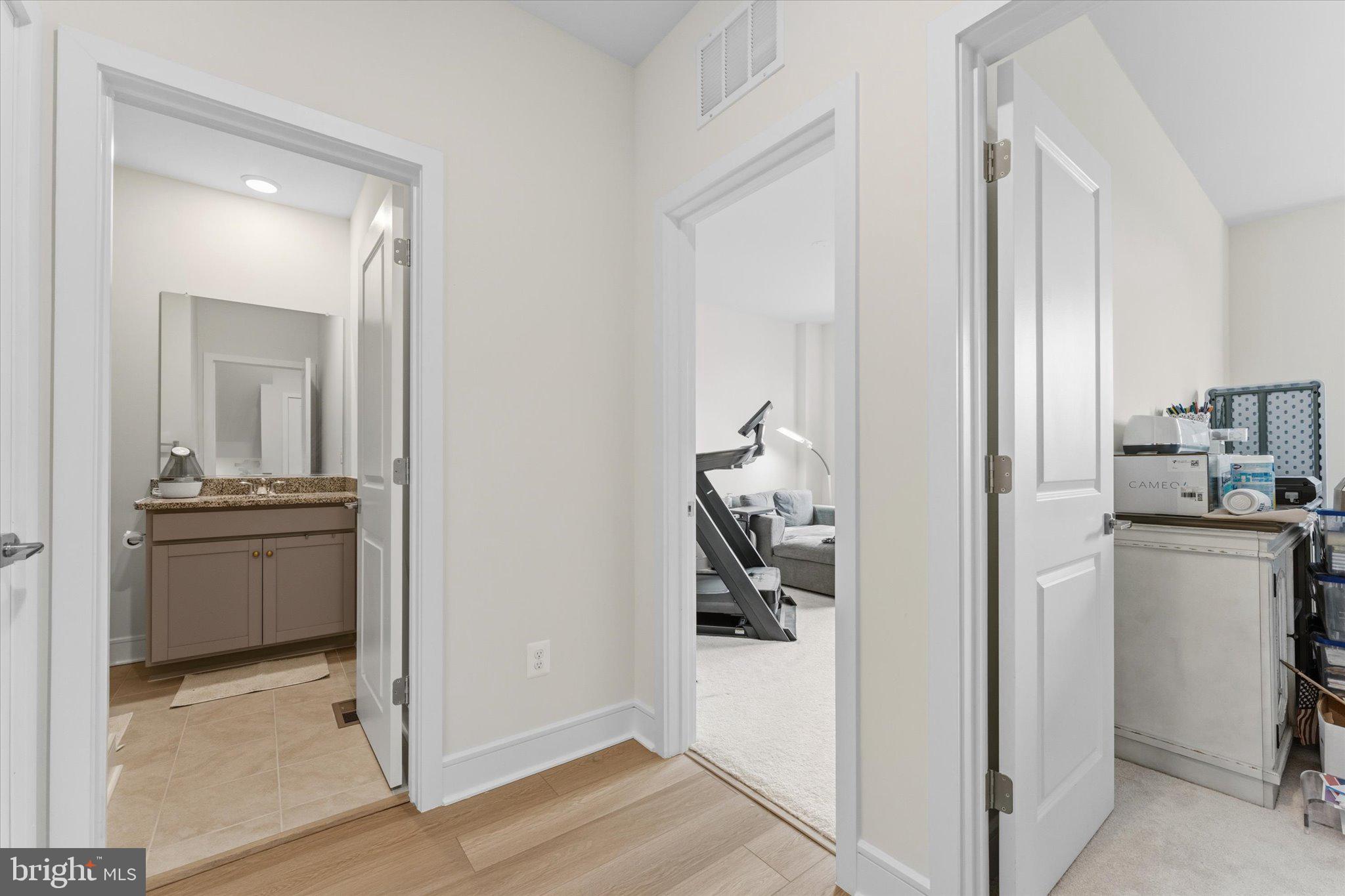 DEMOTT & SILVER - Residential