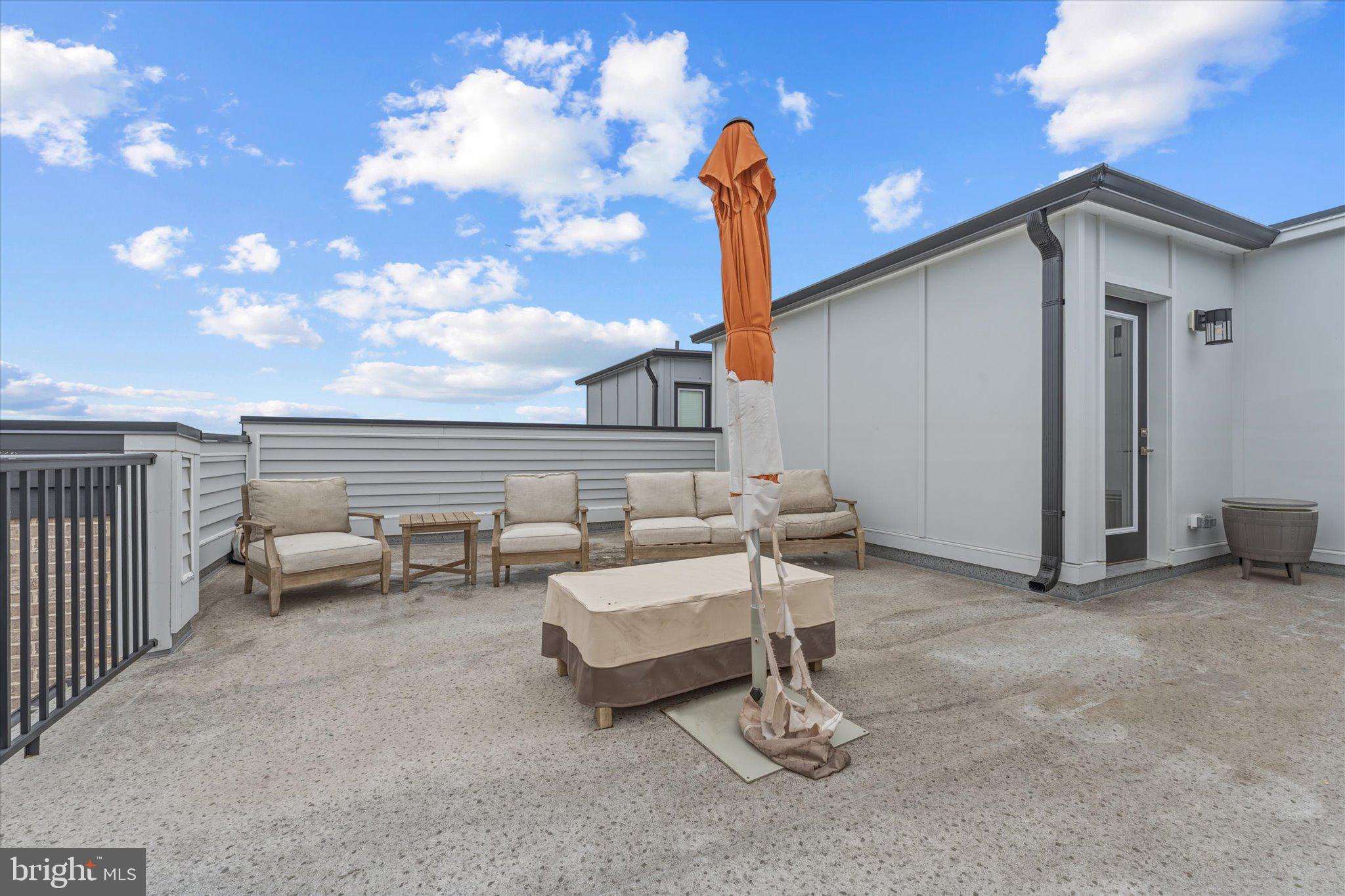DEMOTT & SILVER - Residential