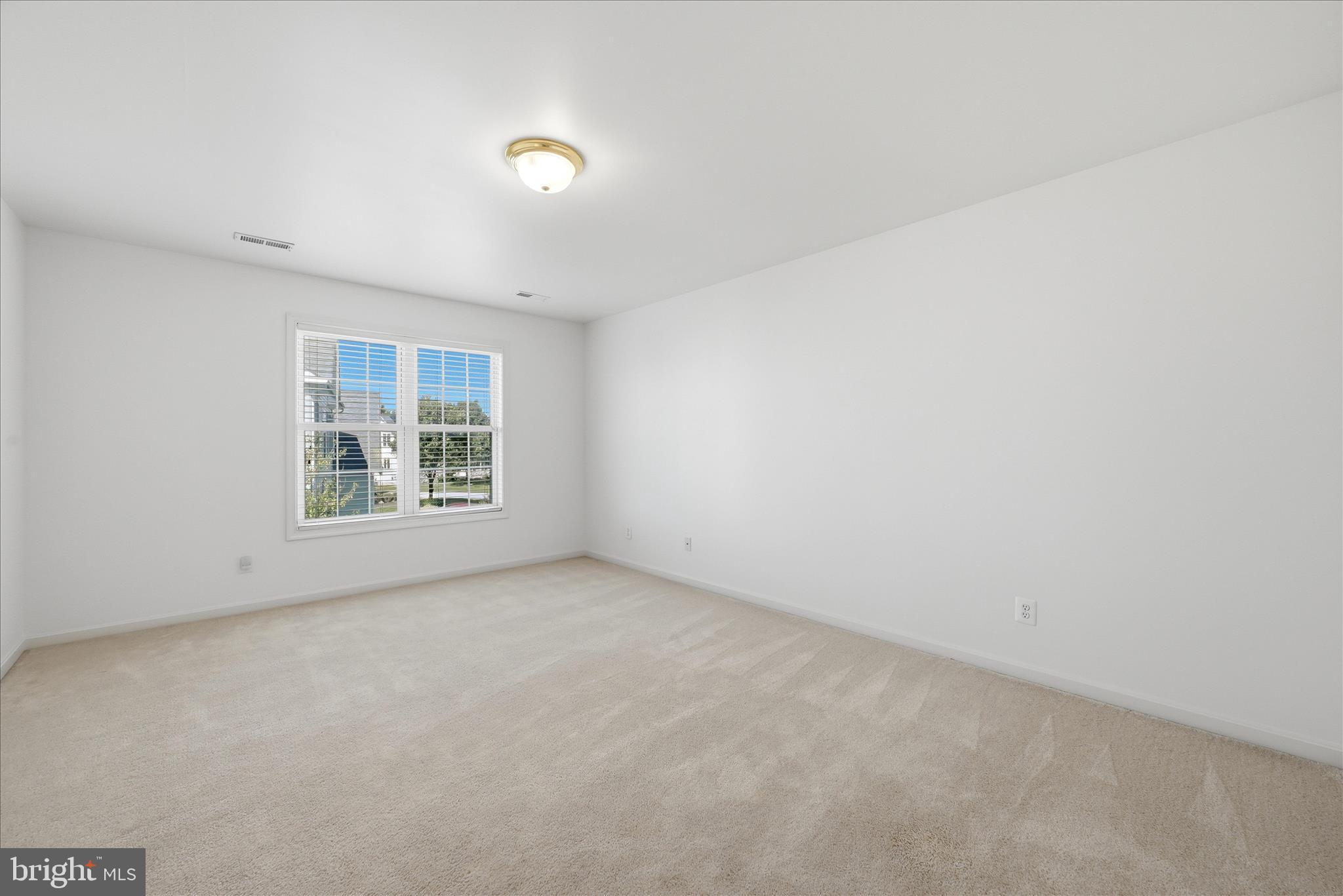 ALBIN ESTATES - Residential