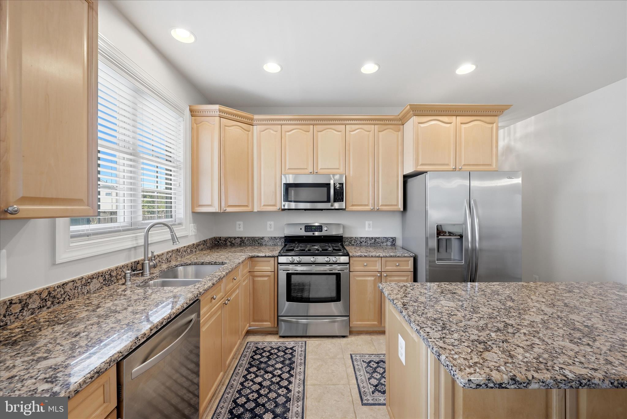 ALBIN ESTATES - Residential