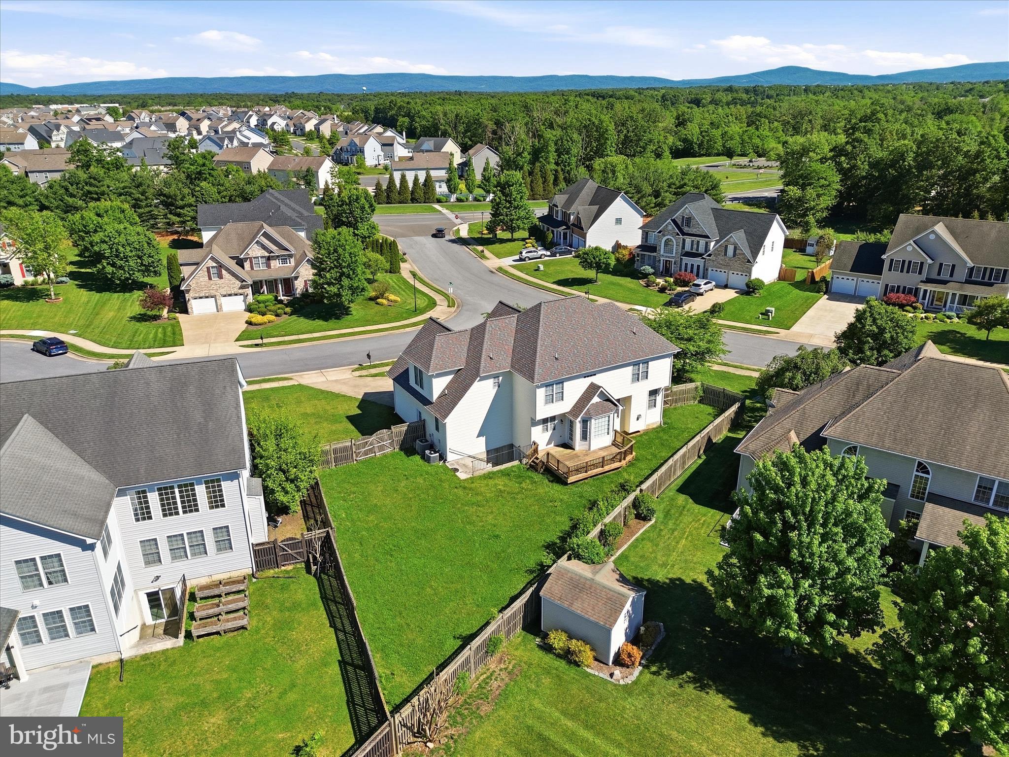 ALBIN ESTATES - Residential