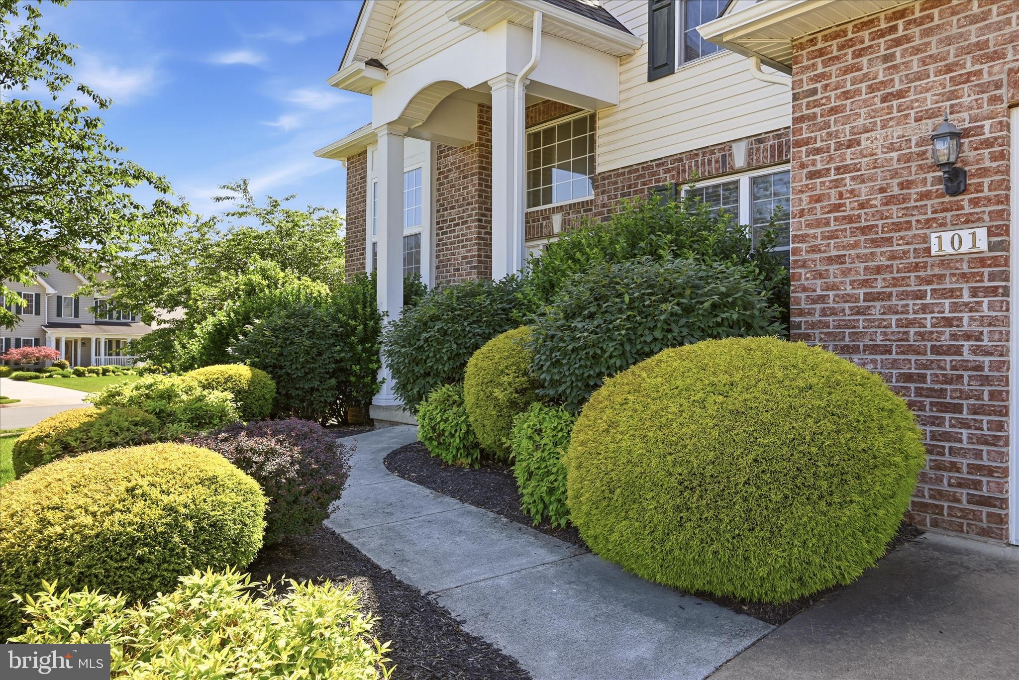 ALBIN ESTATES - Residential