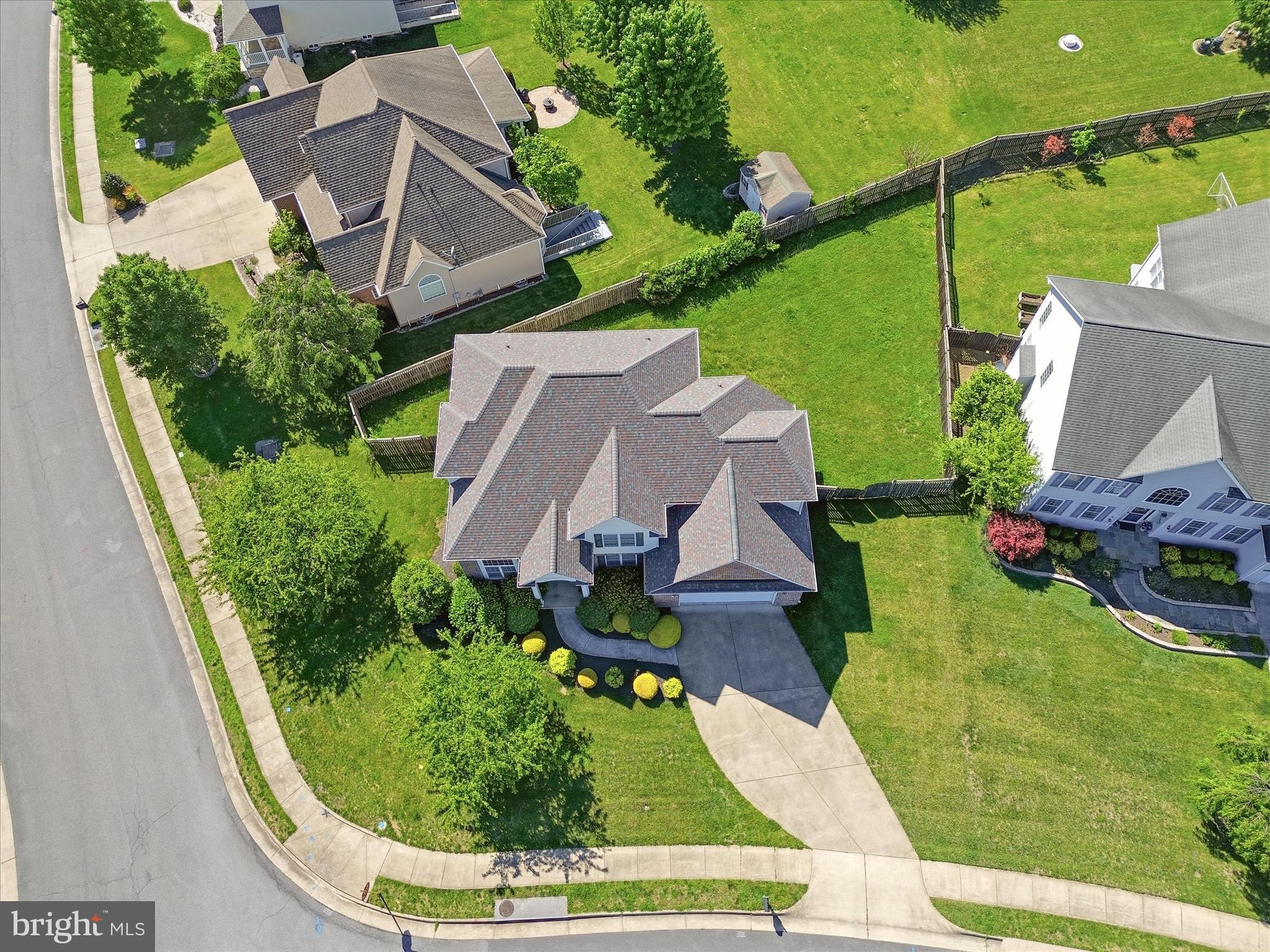 ALBIN ESTATES - Residential
