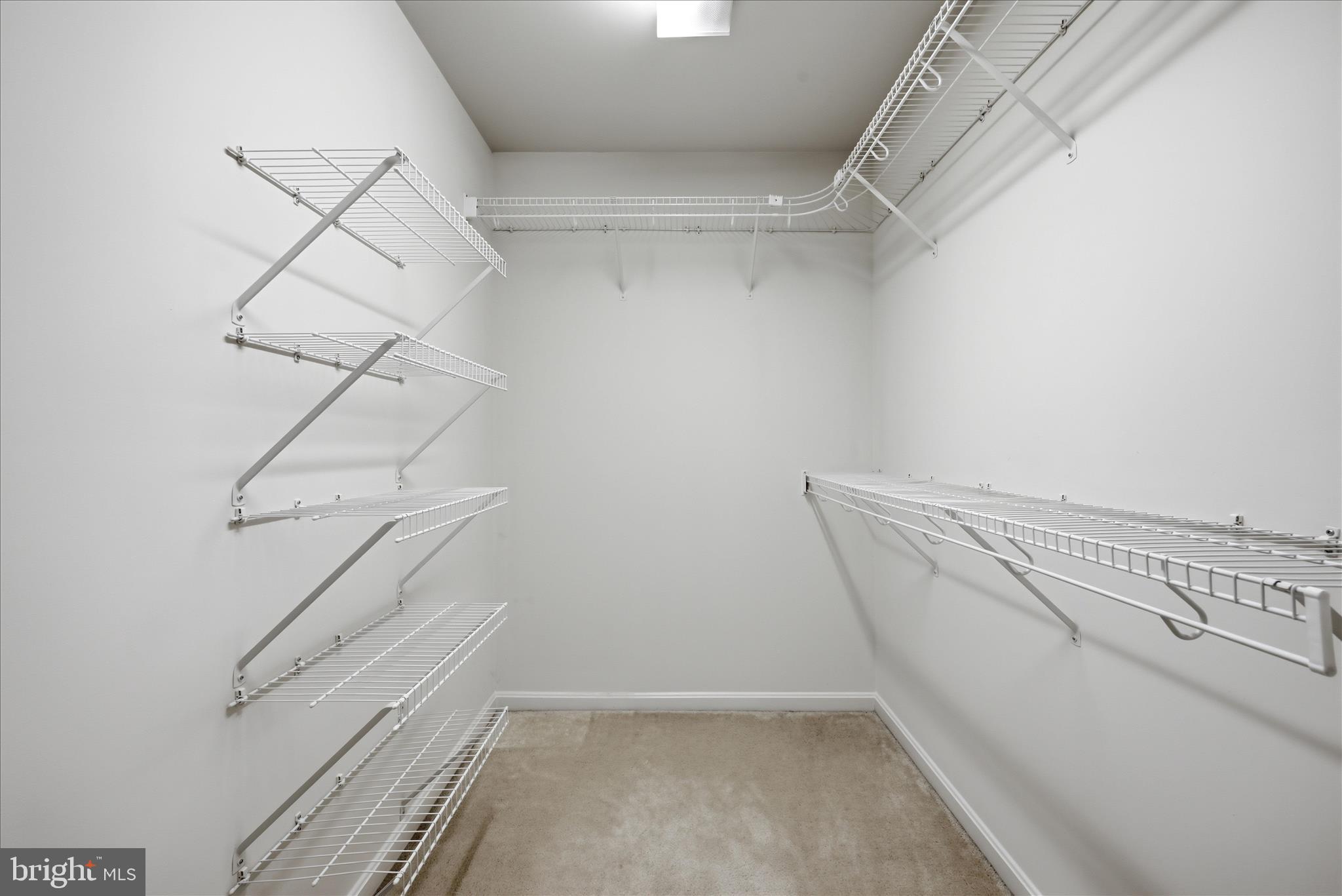 ALBIN ESTATES - Residential