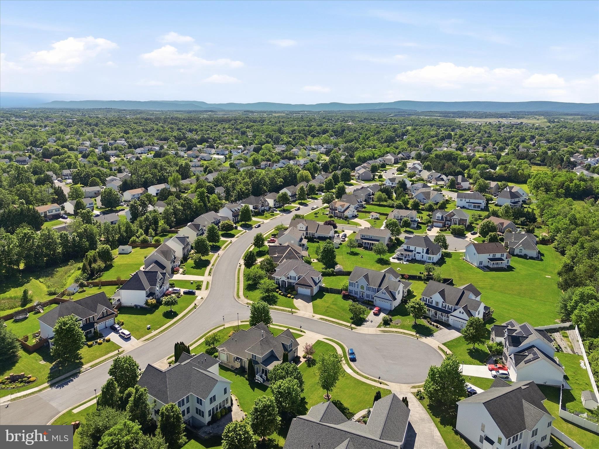 ALBIN ESTATES - Residential