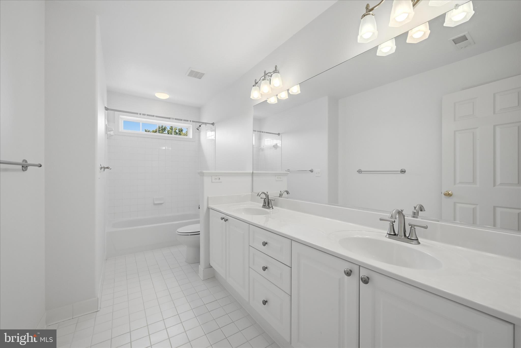 ALBIN ESTATES - Residential