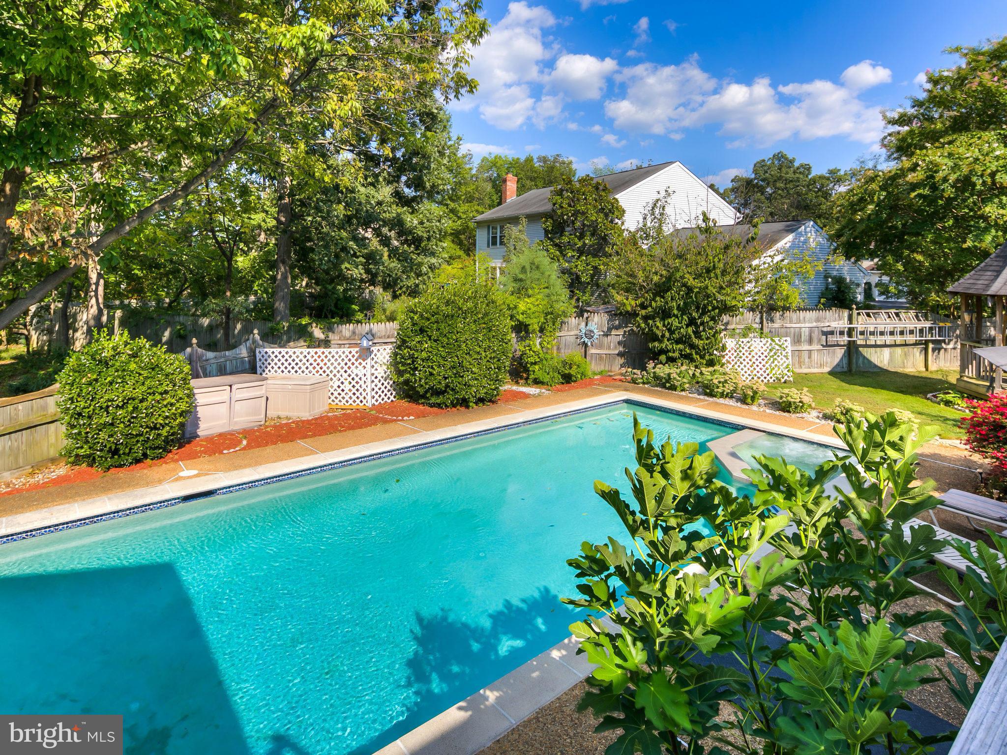 FOREST RIDGE - Residential