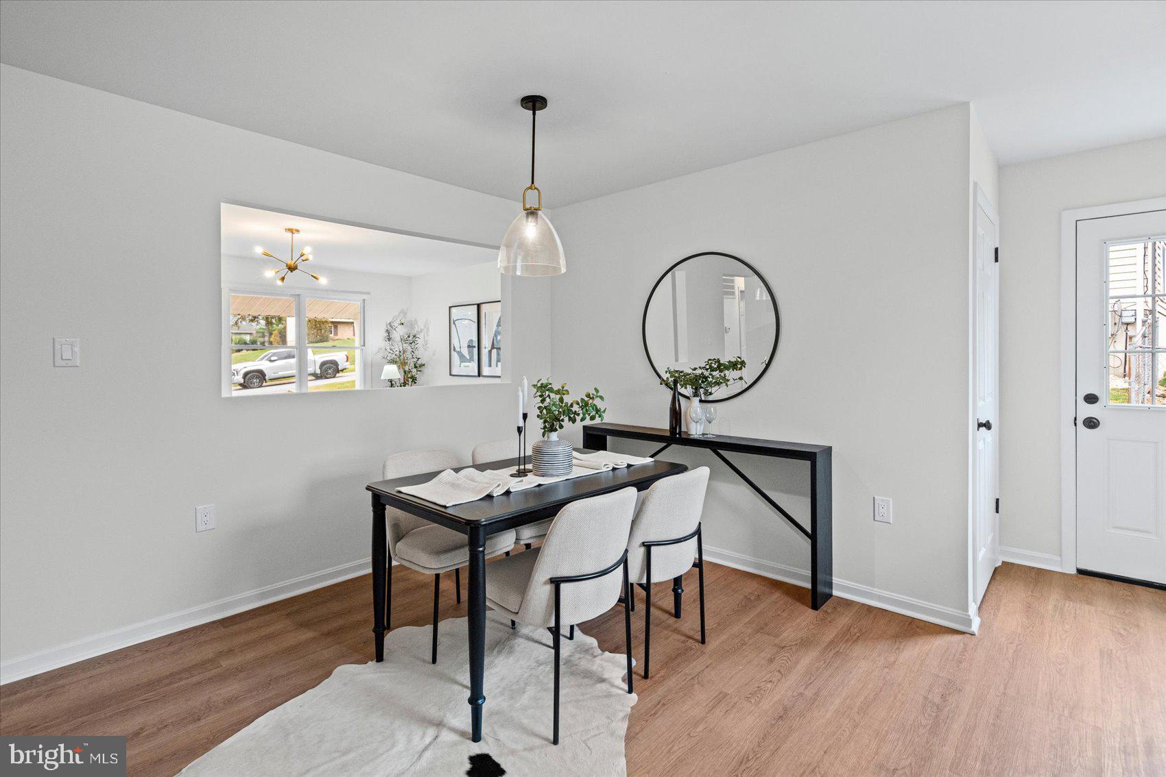 WHISPERING VALLEY - Residential