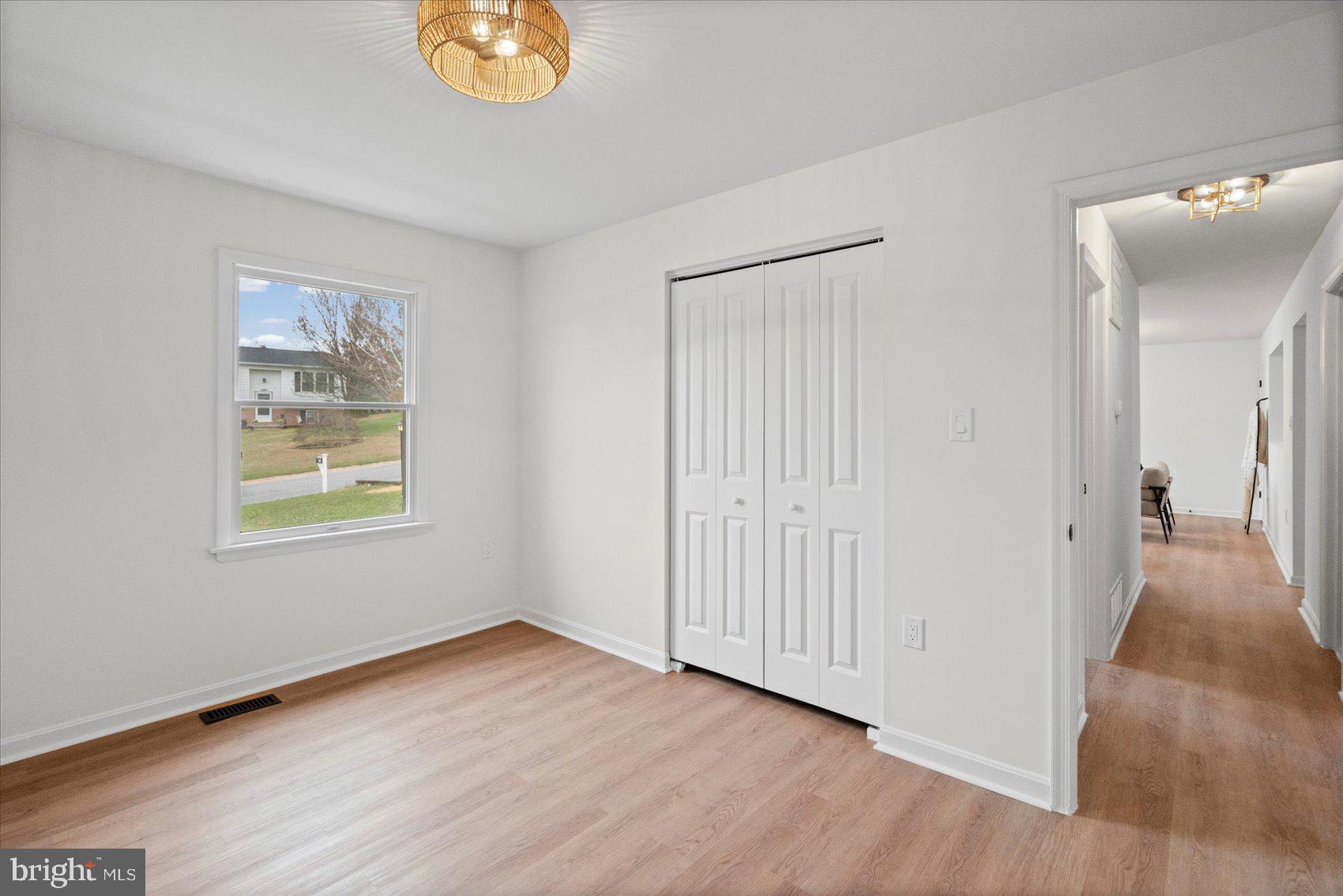 WHISPERING VALLEY - Residential