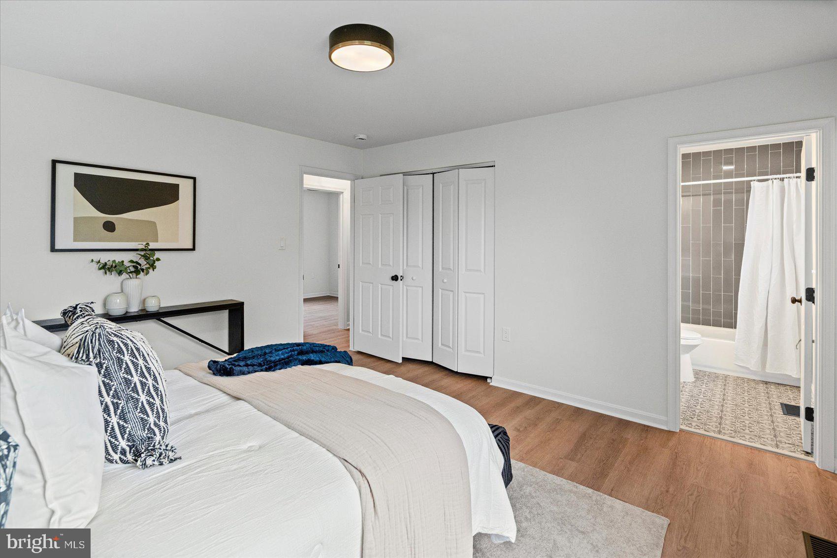 WHISPERING VALLEY - Residential