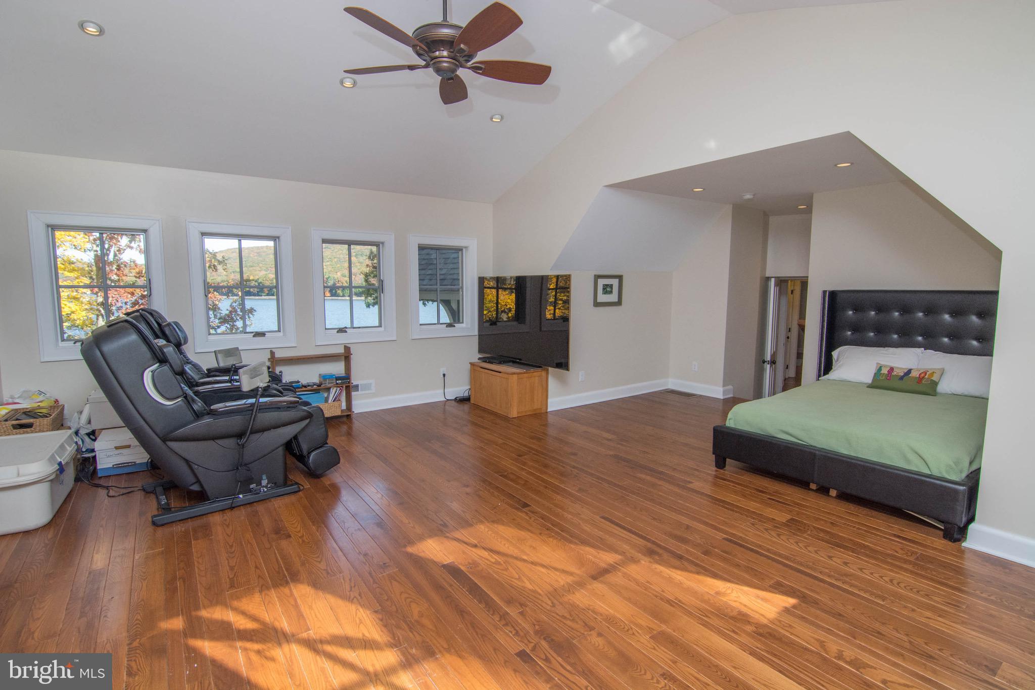 DEEP CREEK LAKE - Residential