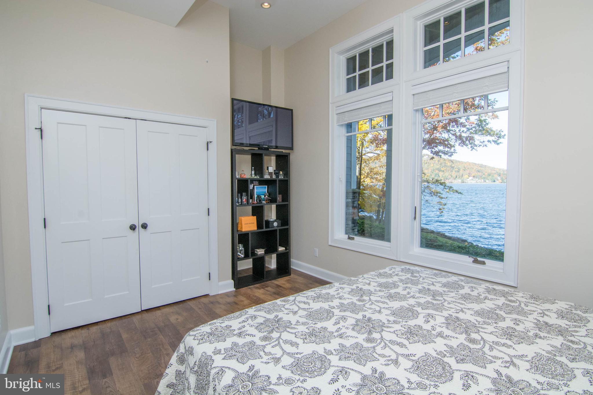 DEEP CREEK LAKE - Residential