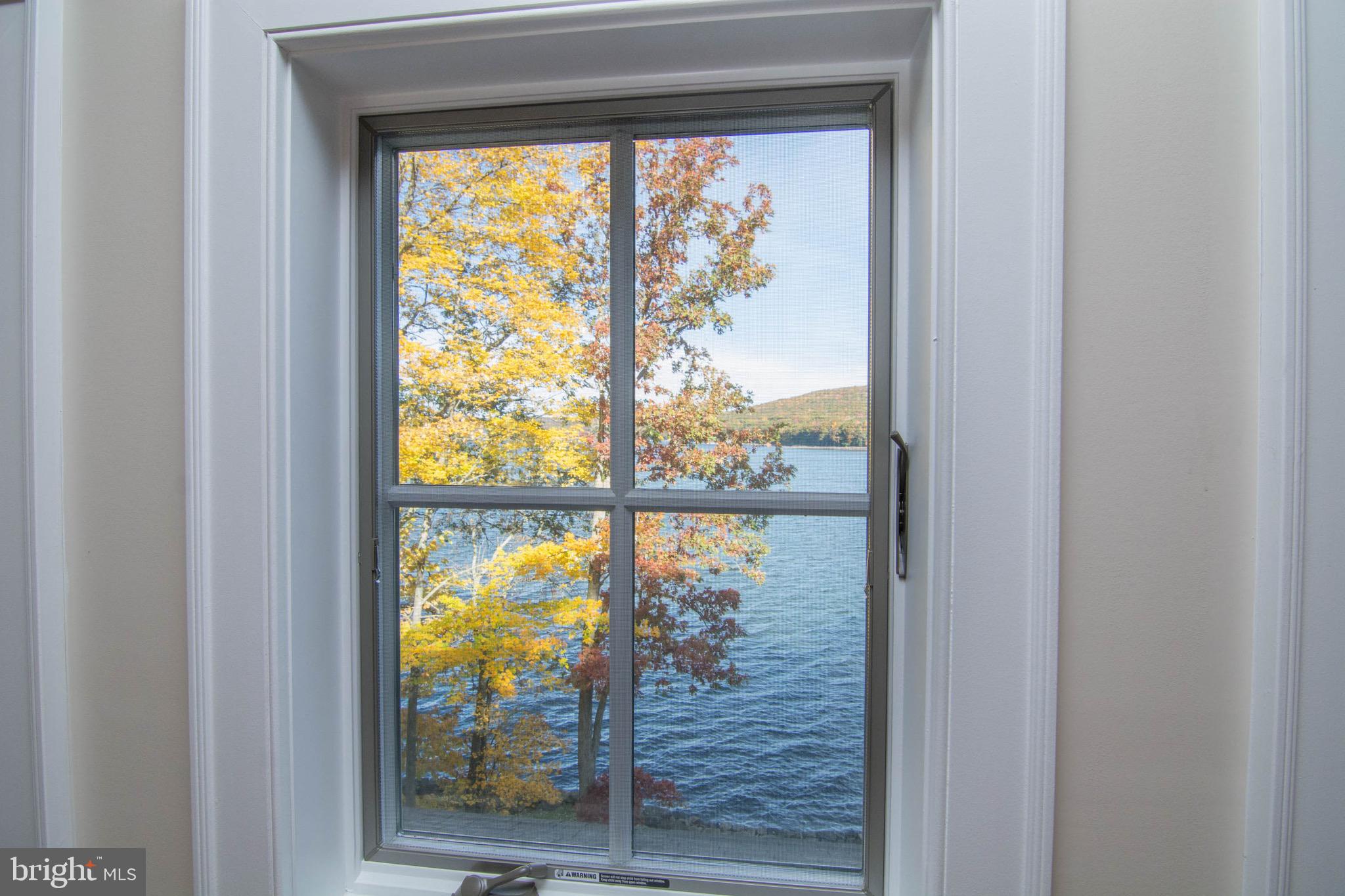 DEEP CREEK LAKE - Residential