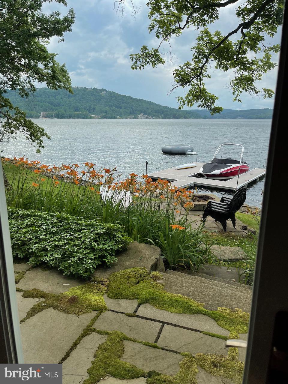 DEEP CREEK LAKE - Residential