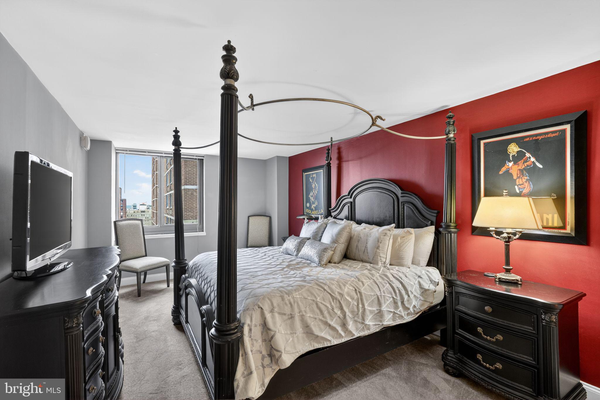 AVENUE OF THE ARTS - Residential