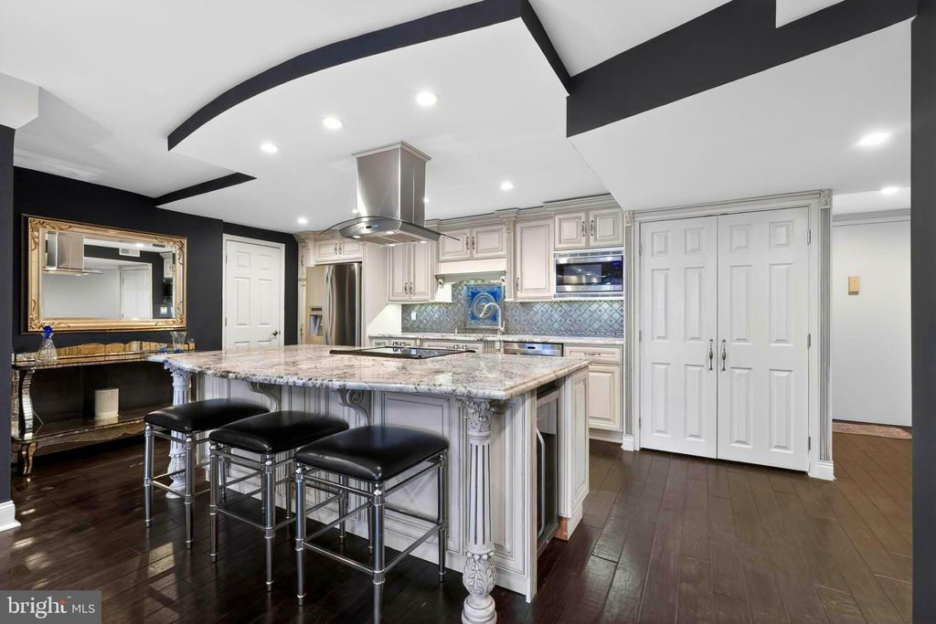 Photo of 1420 Locust Street #31I, PHILADELPHIA, PA 19102 (MLS # PAPH2587388)