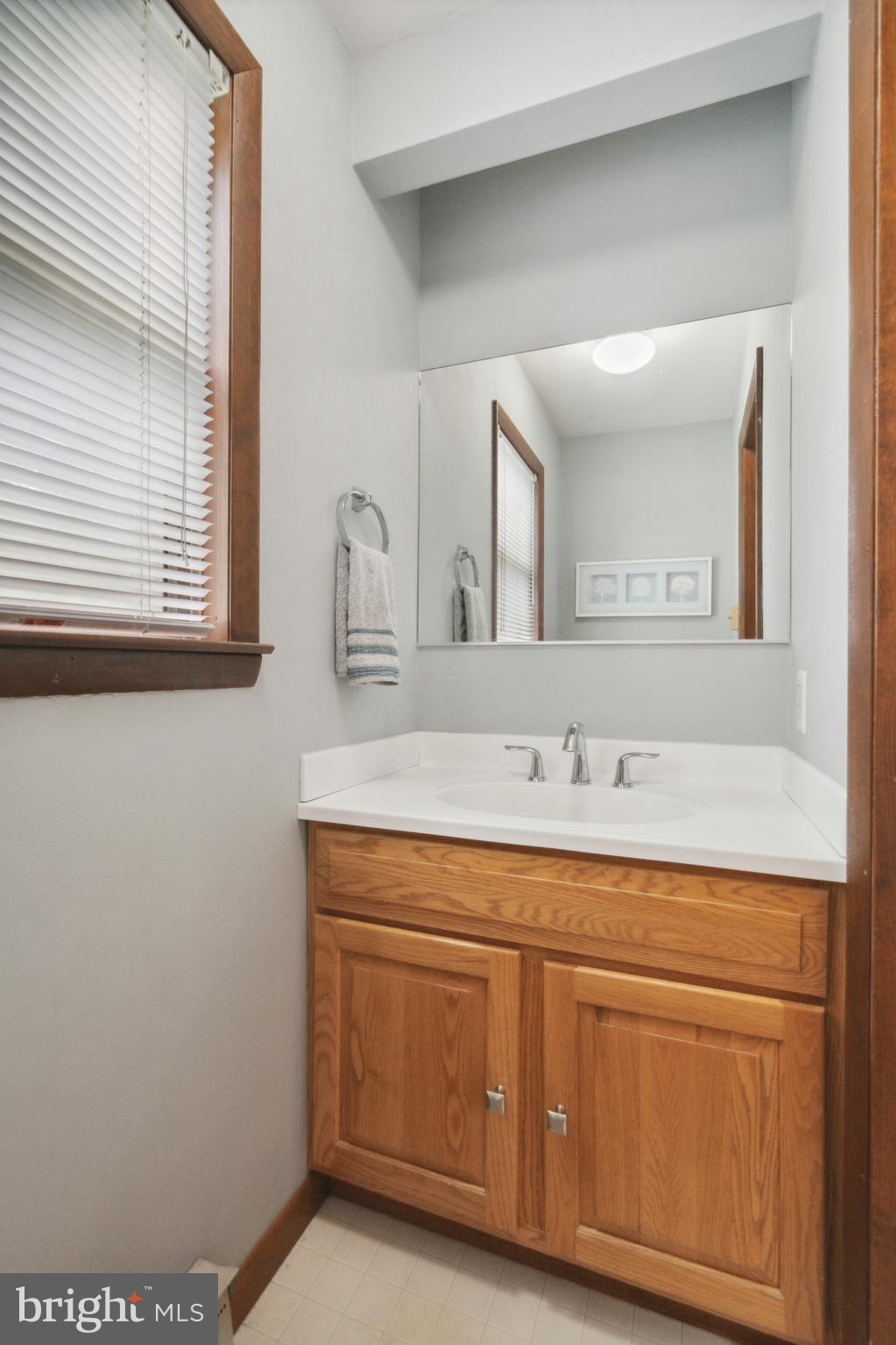 JOHNSON COMMONS - Residential Income