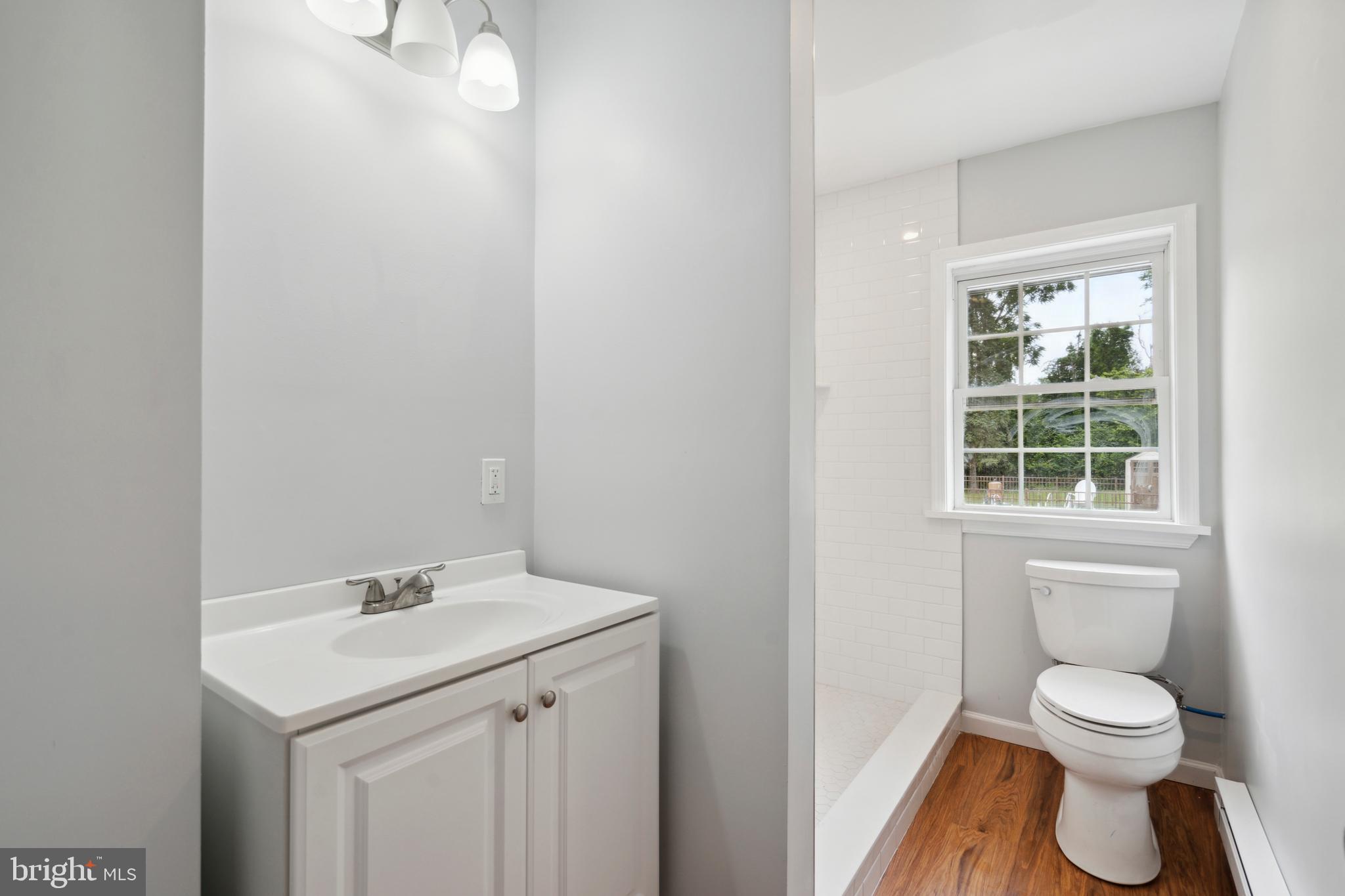 JOHNSON COMMONS - Residential Income