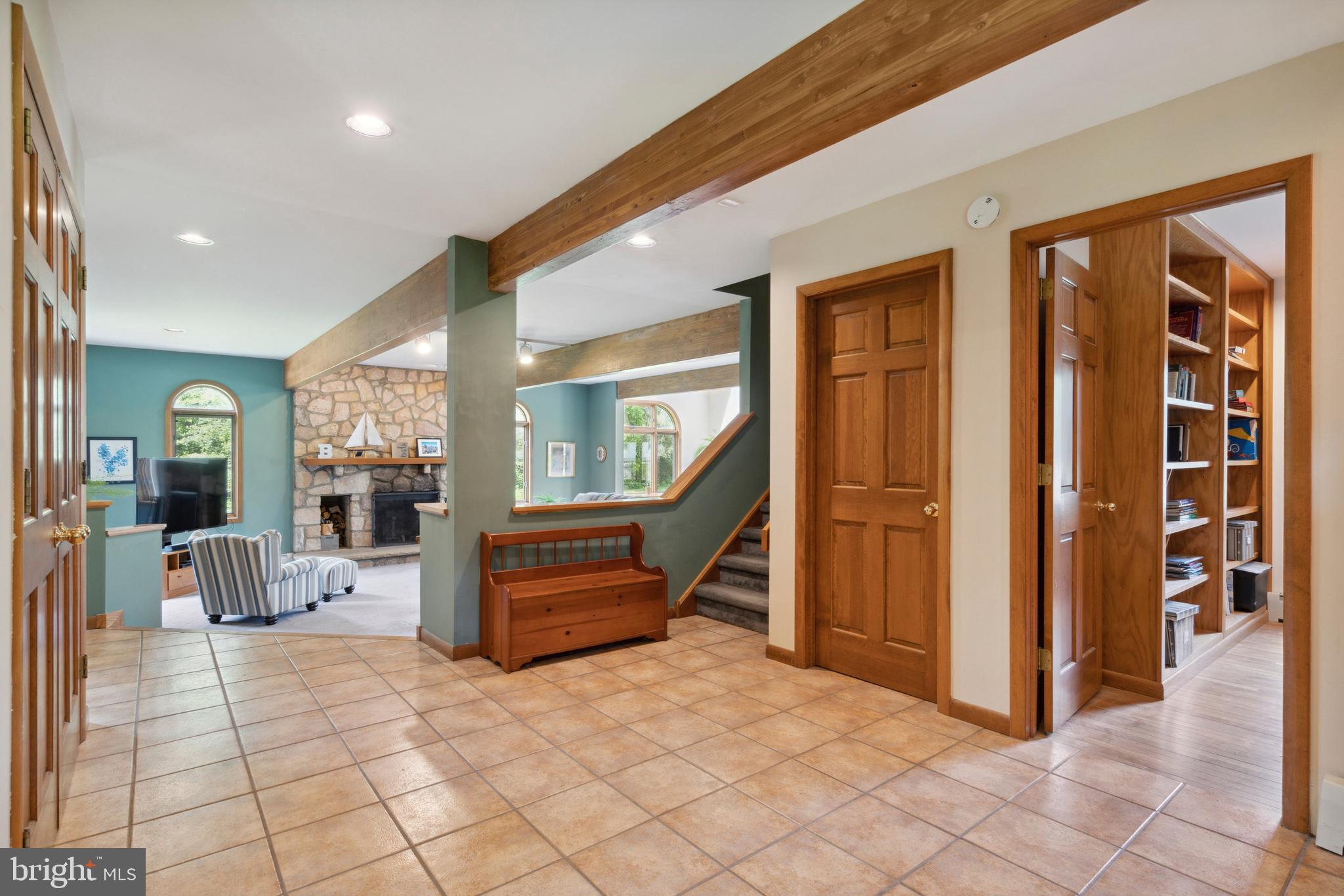 JOHNSON COMMONS - Residential Income