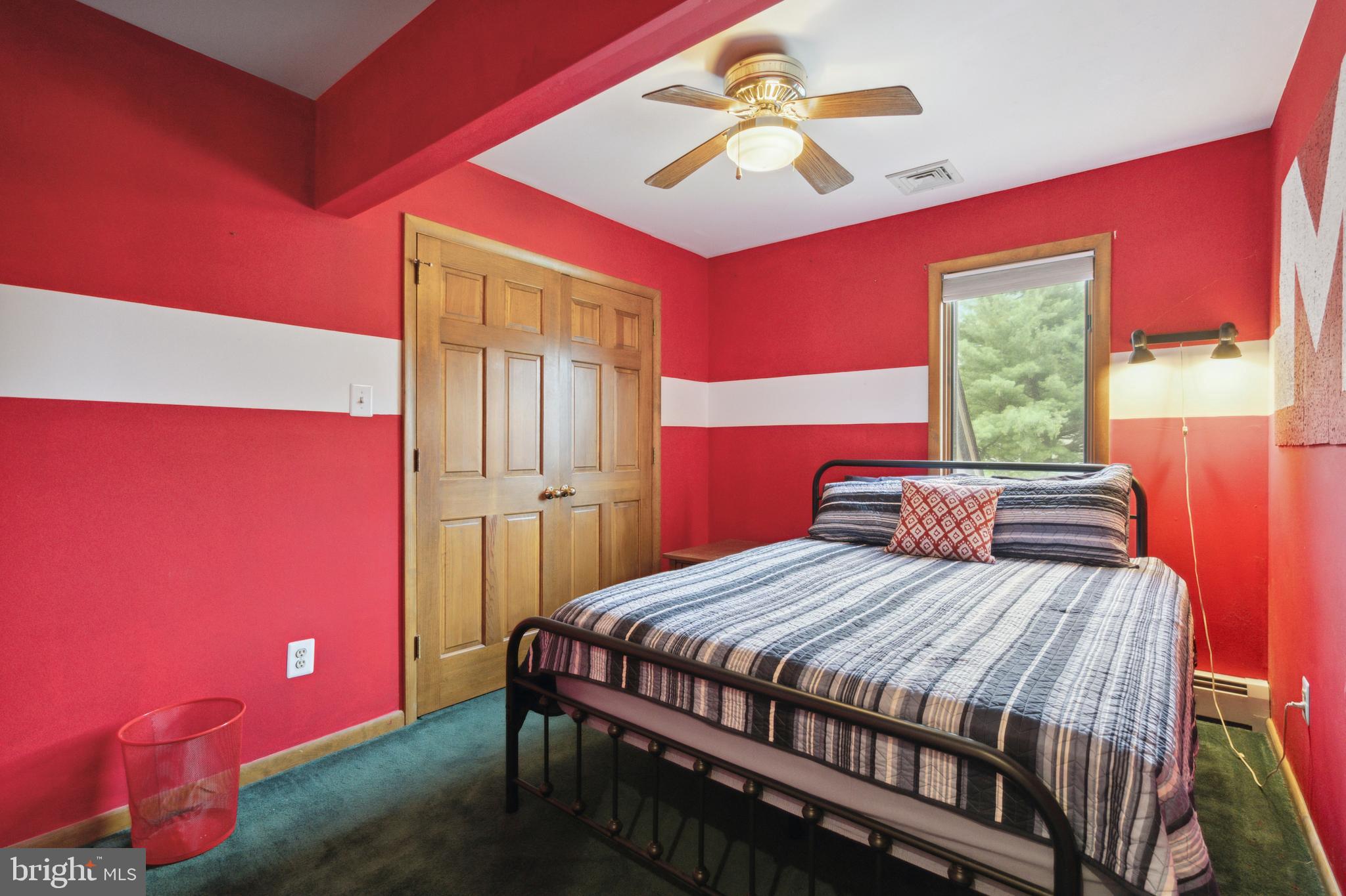 JOHNSON COMMONS - Residential Income