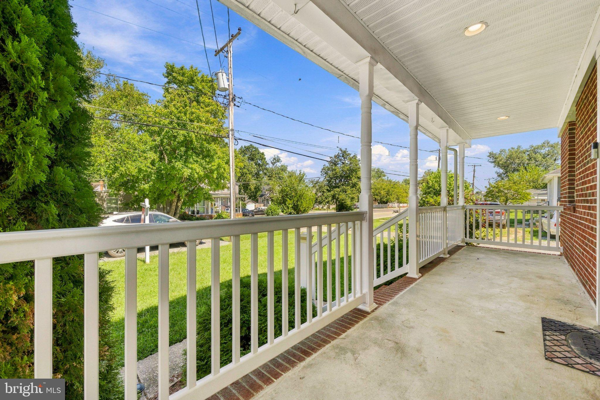 115 RIVERSIDE ROAD